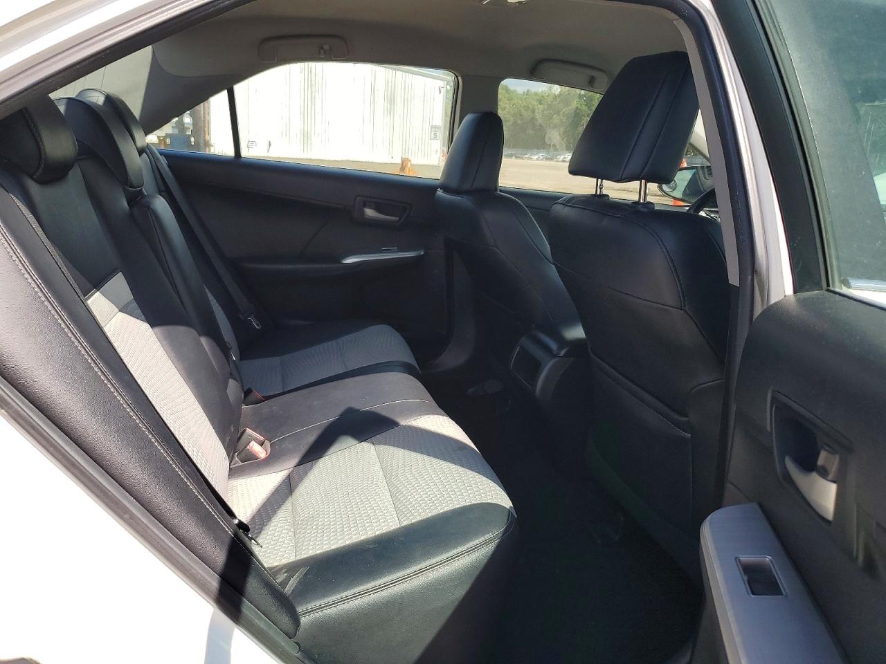 2014 Toyota Camry Se White vin: 4T1BF1FK2EU855347
