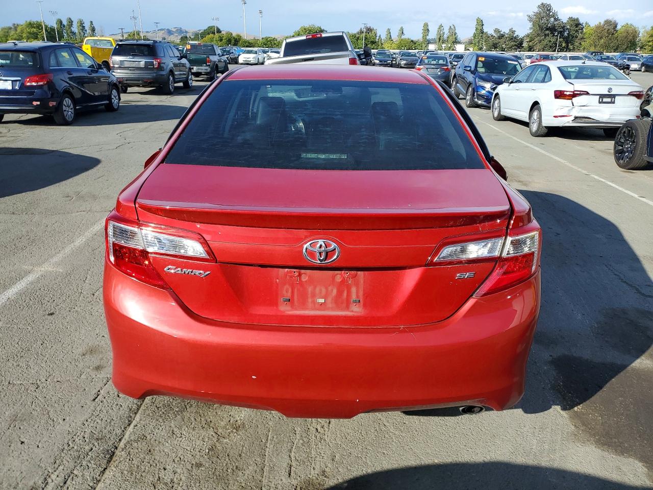 2014 Toyota Camry Se Red vin: 4T1BF1FK2EU863786