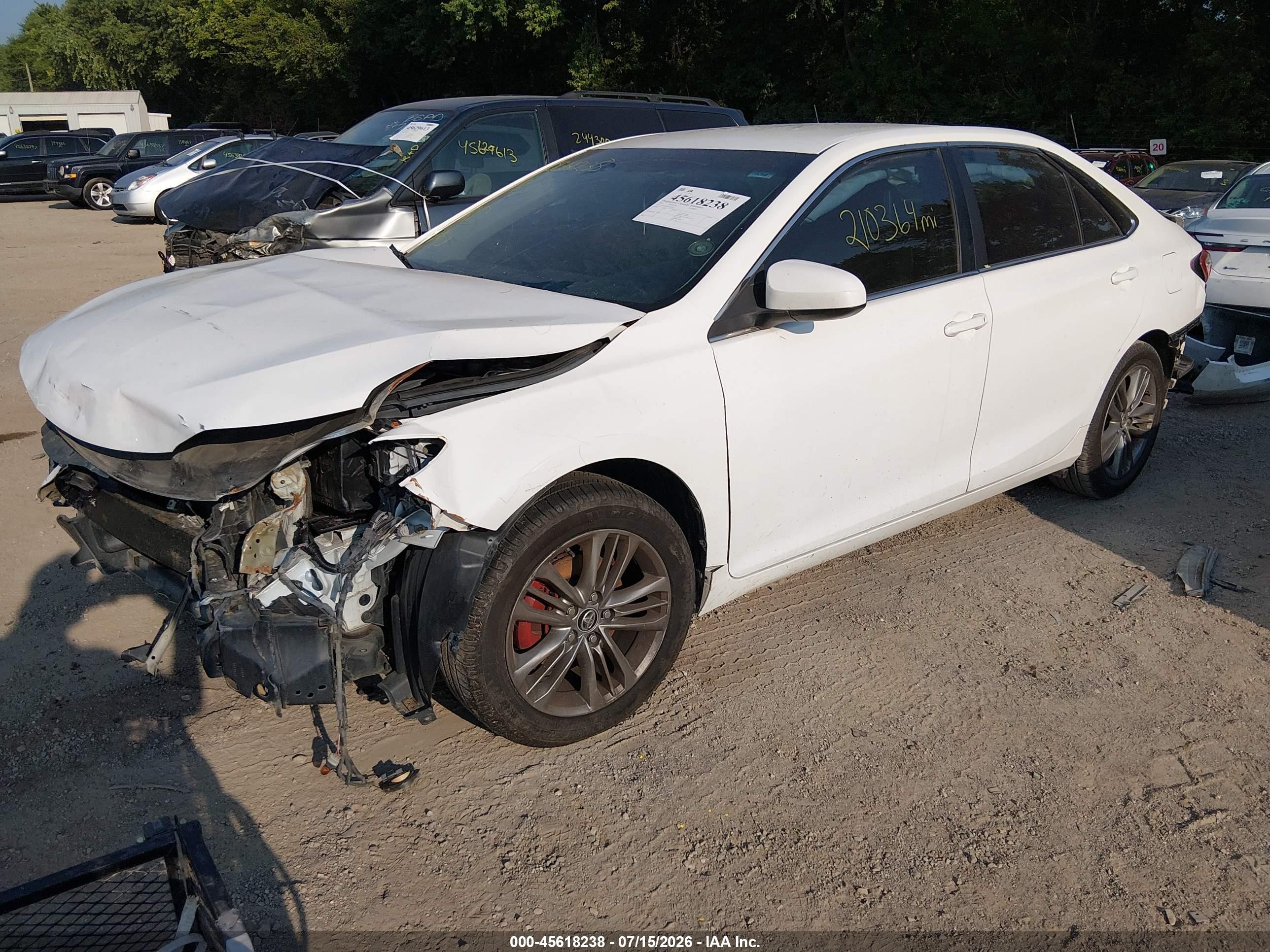 2015 Toyota Camry Se White vin: 4T1BF1FK2FU005767