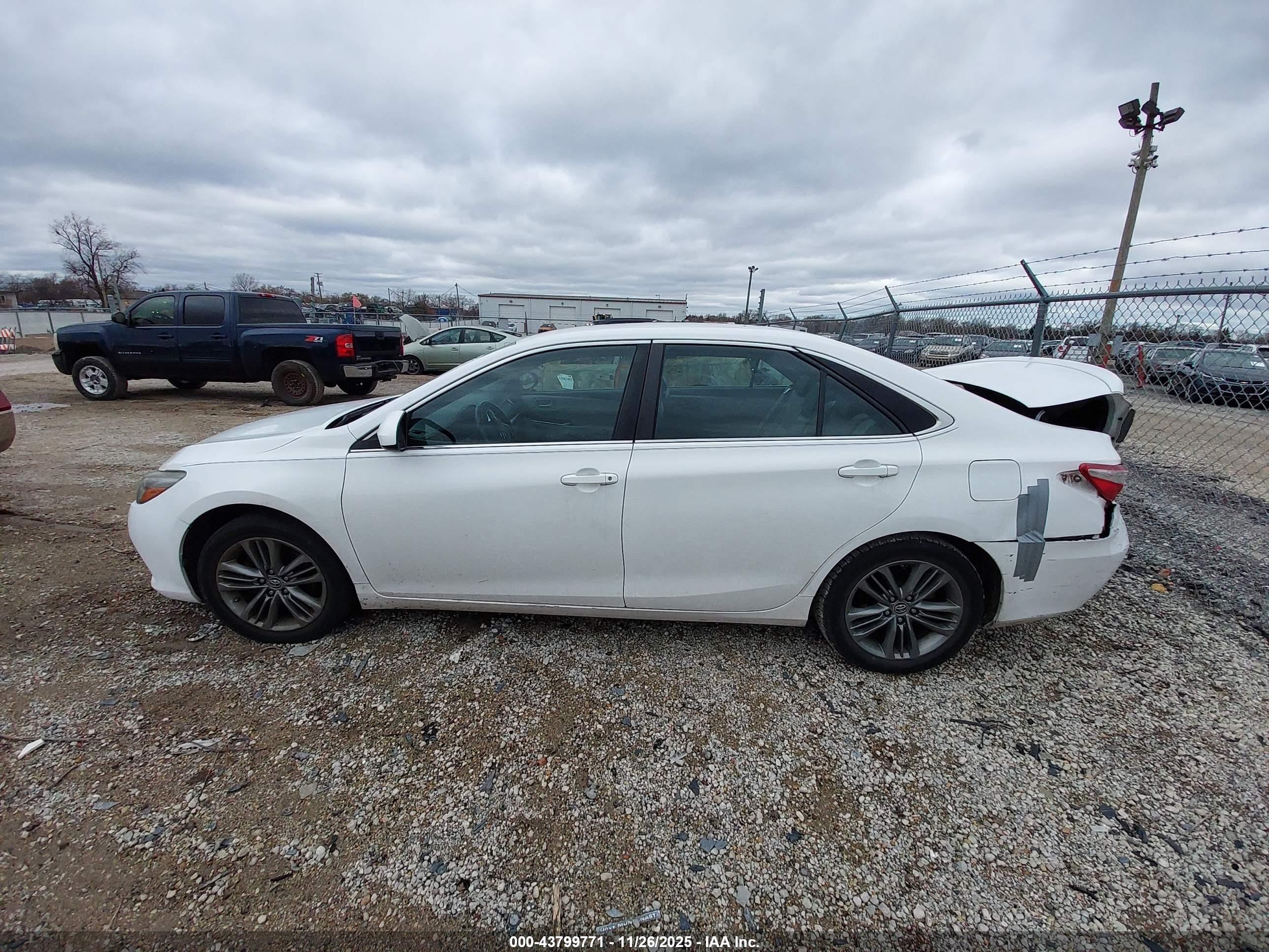 2015 Toyota Camry Se Белый vin: 4T1BF1FK2FU018227