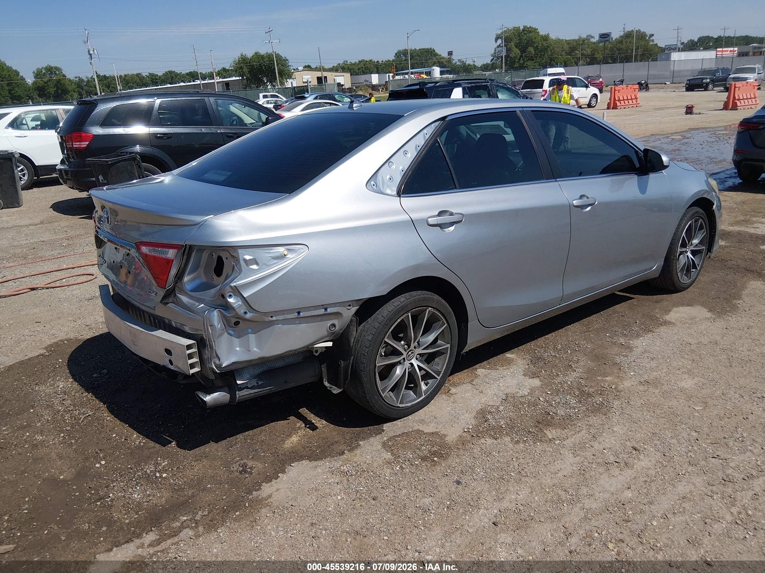 2015 Toyota Camry Xse Silver vin: 4T1BF1FK2FU030345