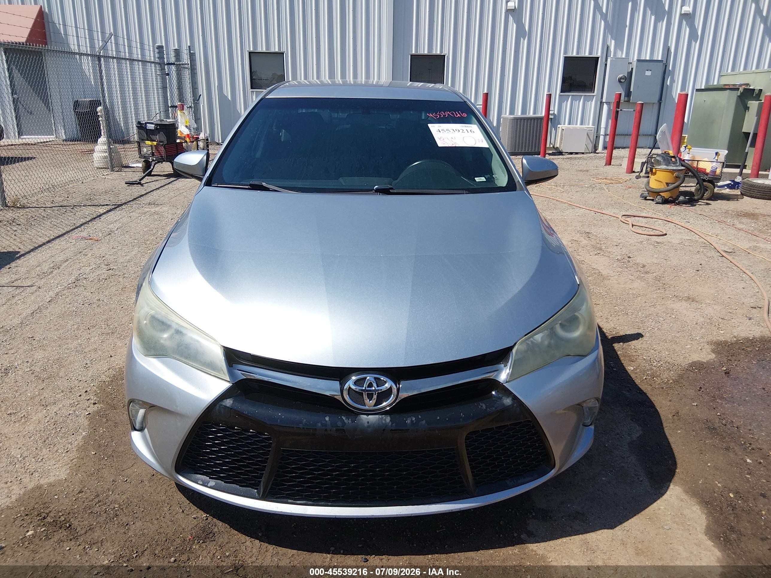 2015 Toyota Camry Xse Silver vin: 4T1BF1FK2FU030345