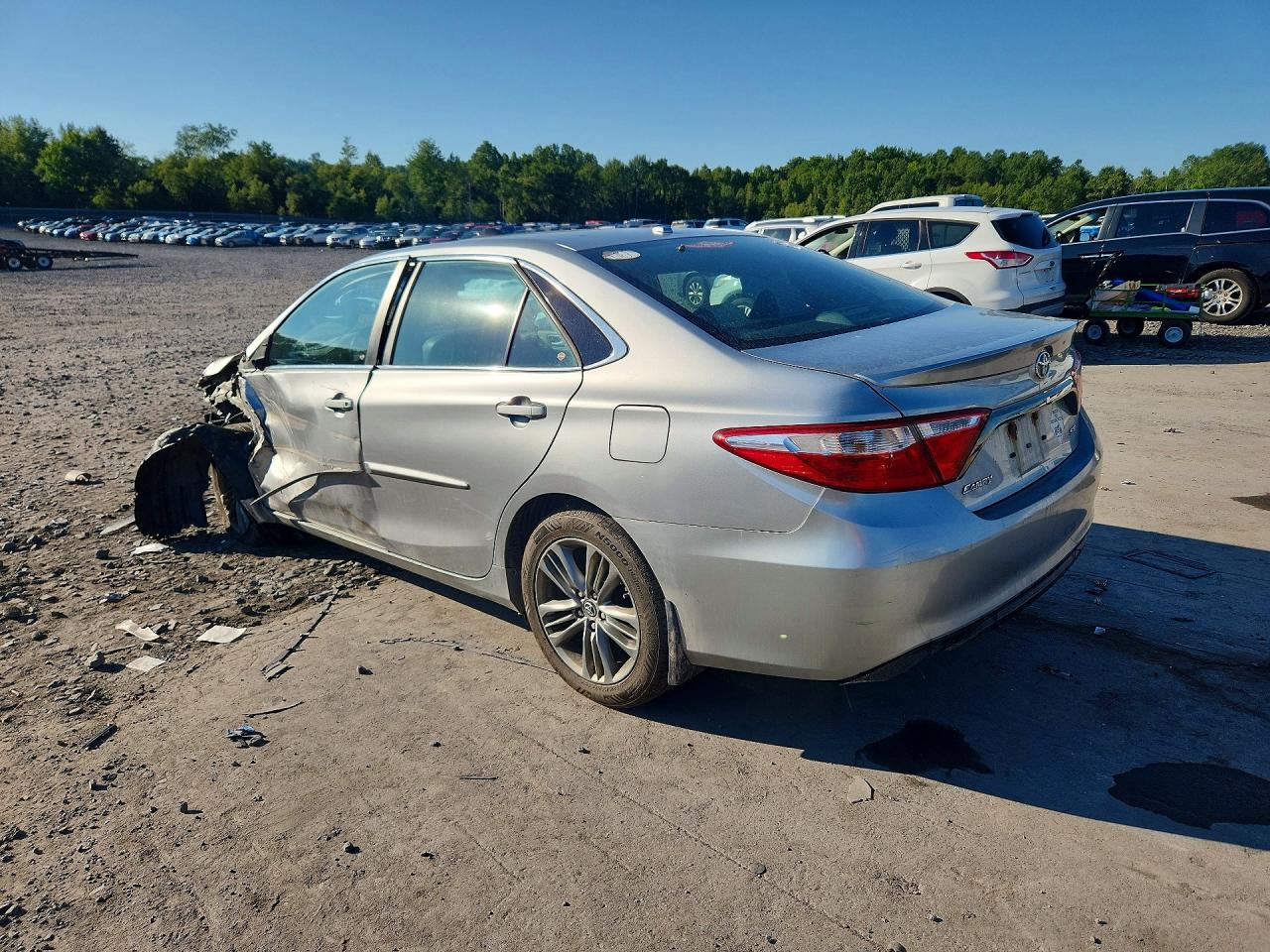 2015 Toyota Camry Se Silver vin: 4T1BF1FK2FU031382