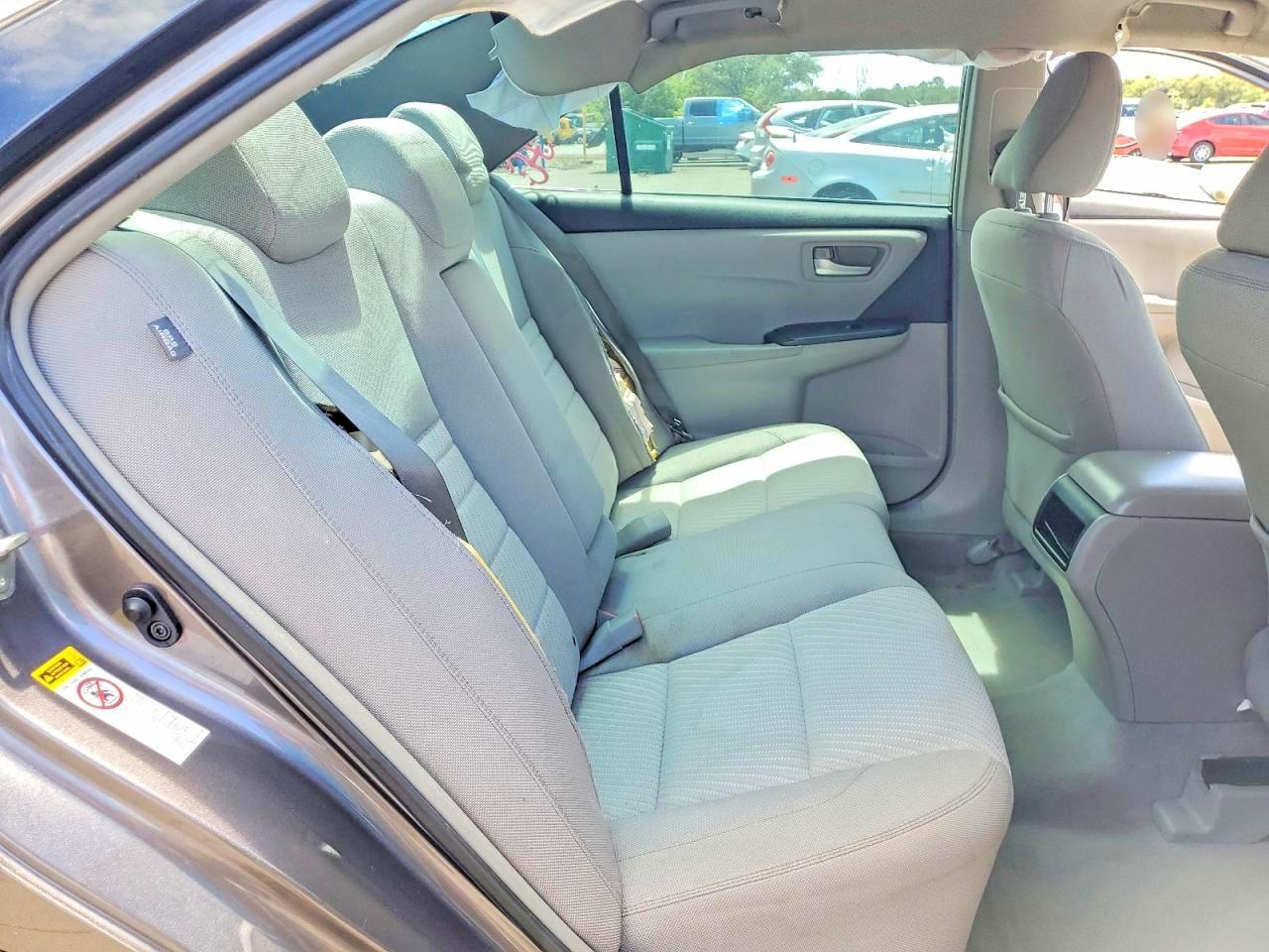 2015 Toyota Camry Le Gray vin: 4T1BF1FK2FU051728