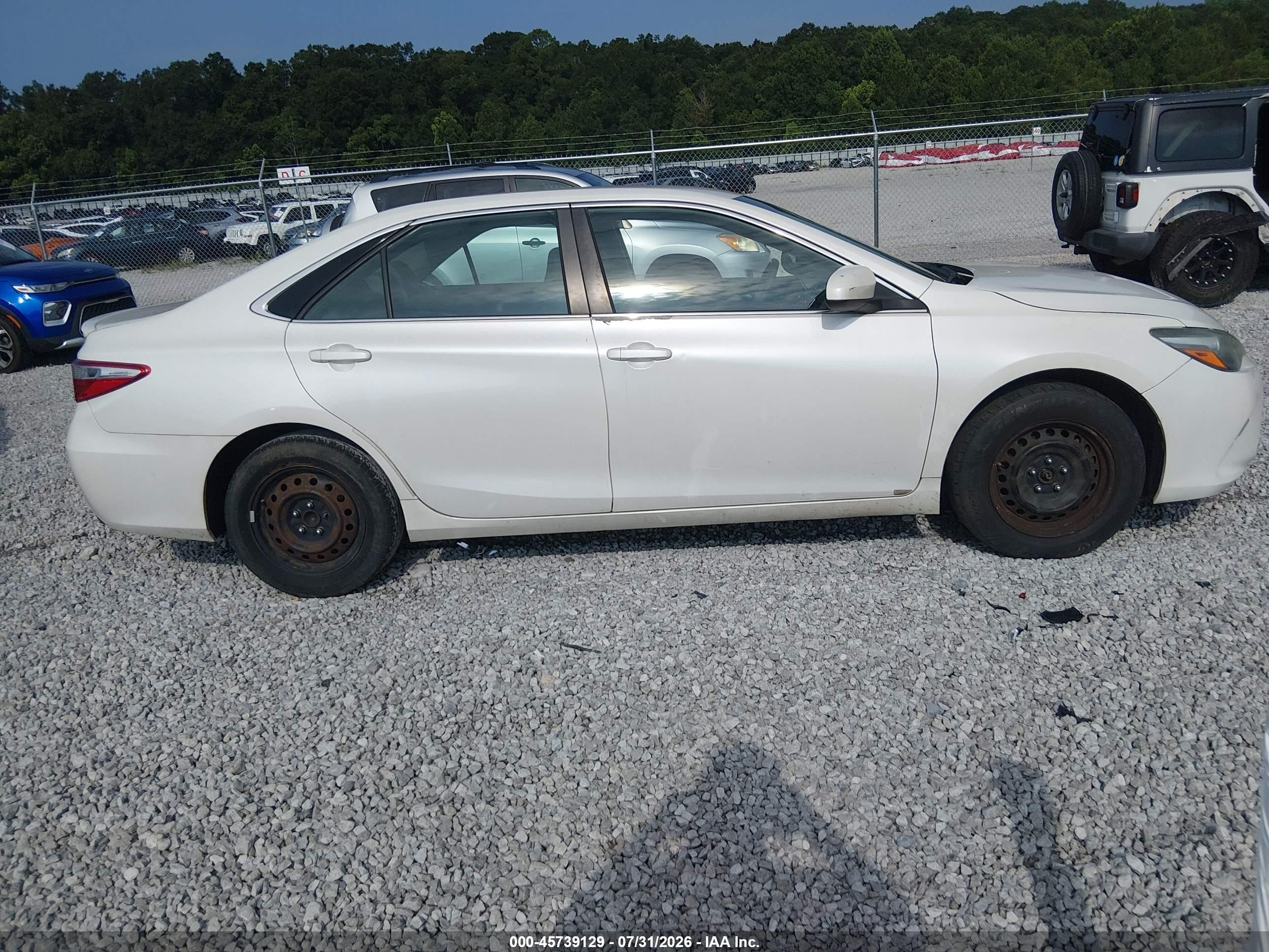 2015 Toyota Camry Se Белый vin: 4T1BF1FK2FU056704