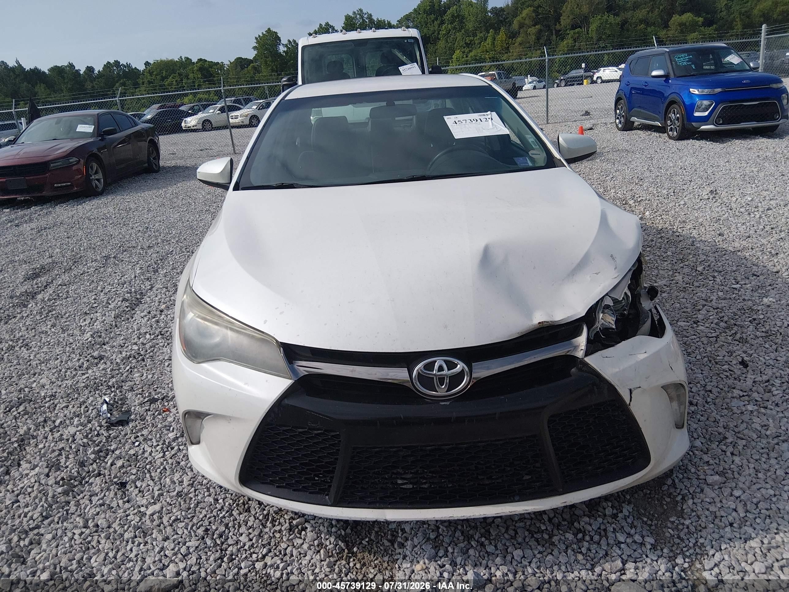 2015 Toyota Camry Se Белый vin: 4T1BF1FK2FU056704
