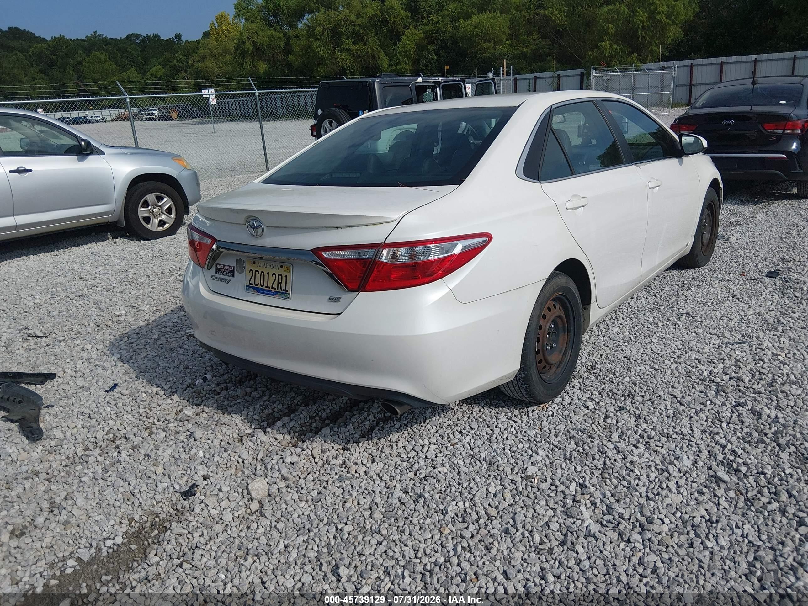2015 Toyota Camry Se Белый vin: 4T1BF1FK2FU056704