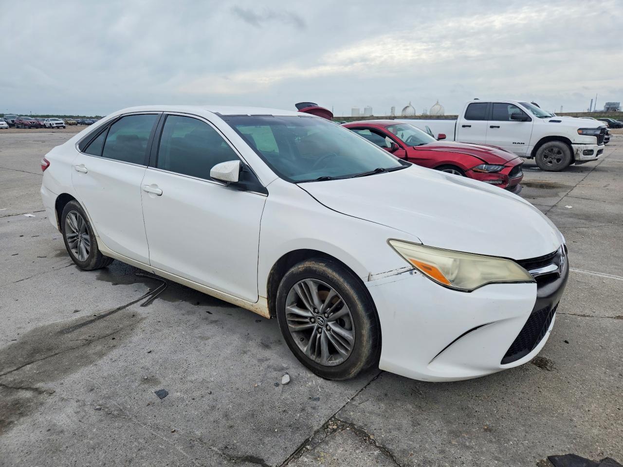 2015 Toyota Camry Se Белый vin: 4T1BF1FK2FU064219