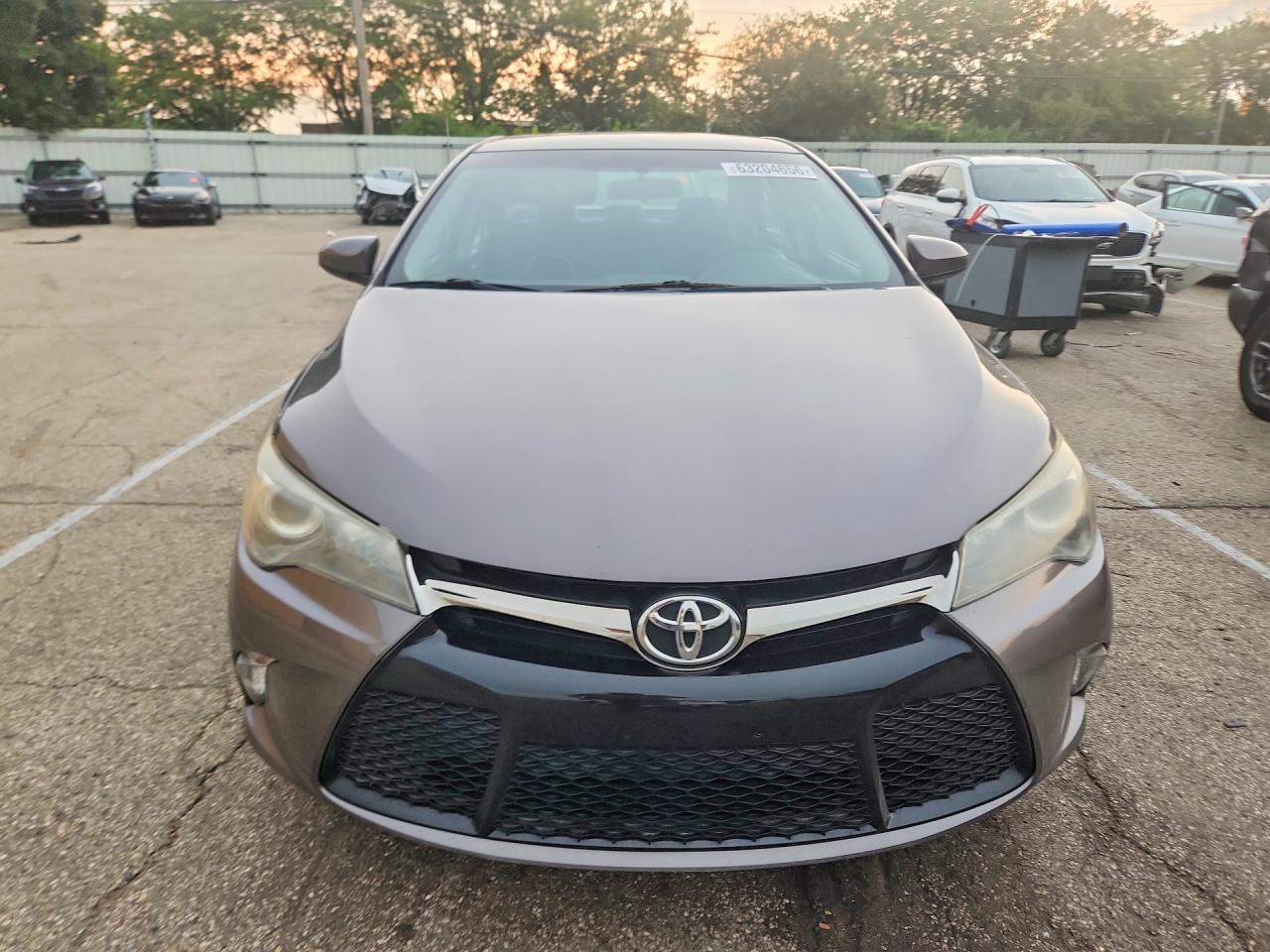 2015 Toyota Camry Se Gray vin: 4T1BF1FK2FU081604