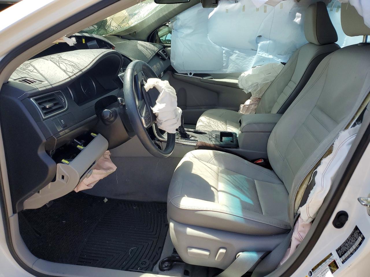 2015 Toyota Camry Xle Белый vin: 4T1BF1FK2FU088228