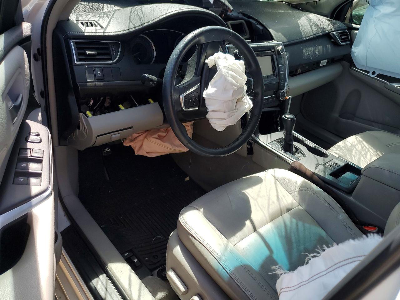 2015 Toyota Camry Xle Белый vin: 4T1BF1FK2FU088228
