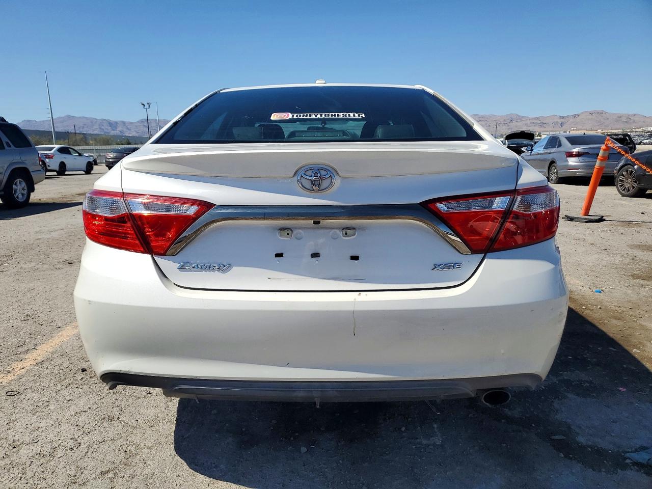 2015 Toyota Camry Xse White vin: 4T1BF1FK2FU092649