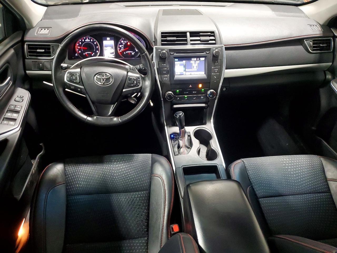 2015 Toyota Camry Se Blue vin: 4T1BF1FK2FU097463