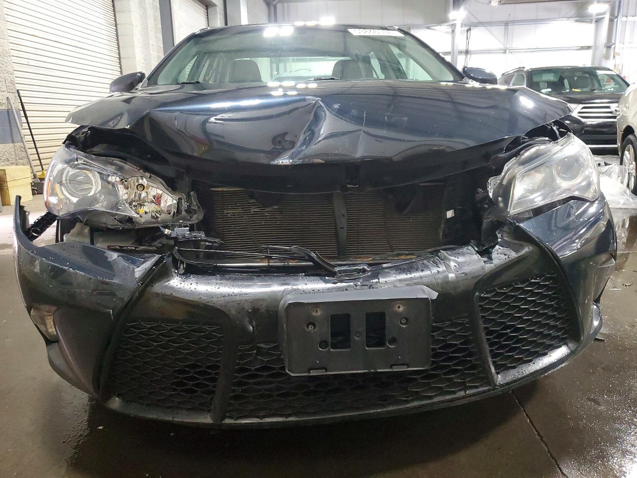 2015 Toyota Camry Se Blue vin: 4T1BF1FK2FU097463