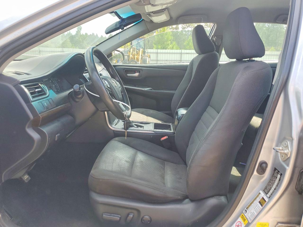 2015 Toyota Camry Le Silver vin: 4T1BF1FK2FU100006