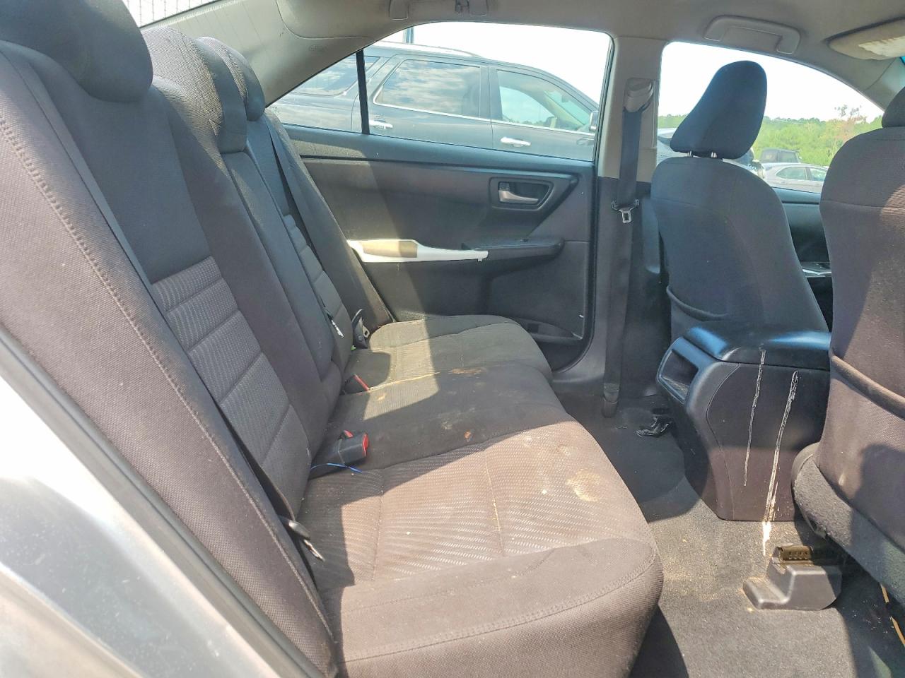 2015 Toyota Camry Le Silver vin: 4T1BF1FK2FU100006