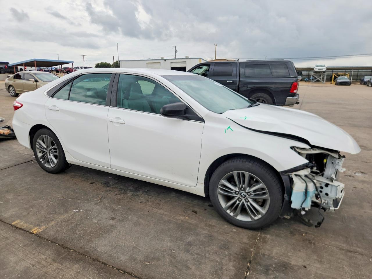 2015 Toyota Camry Se White vin: 4T1BF1FK2FU102290