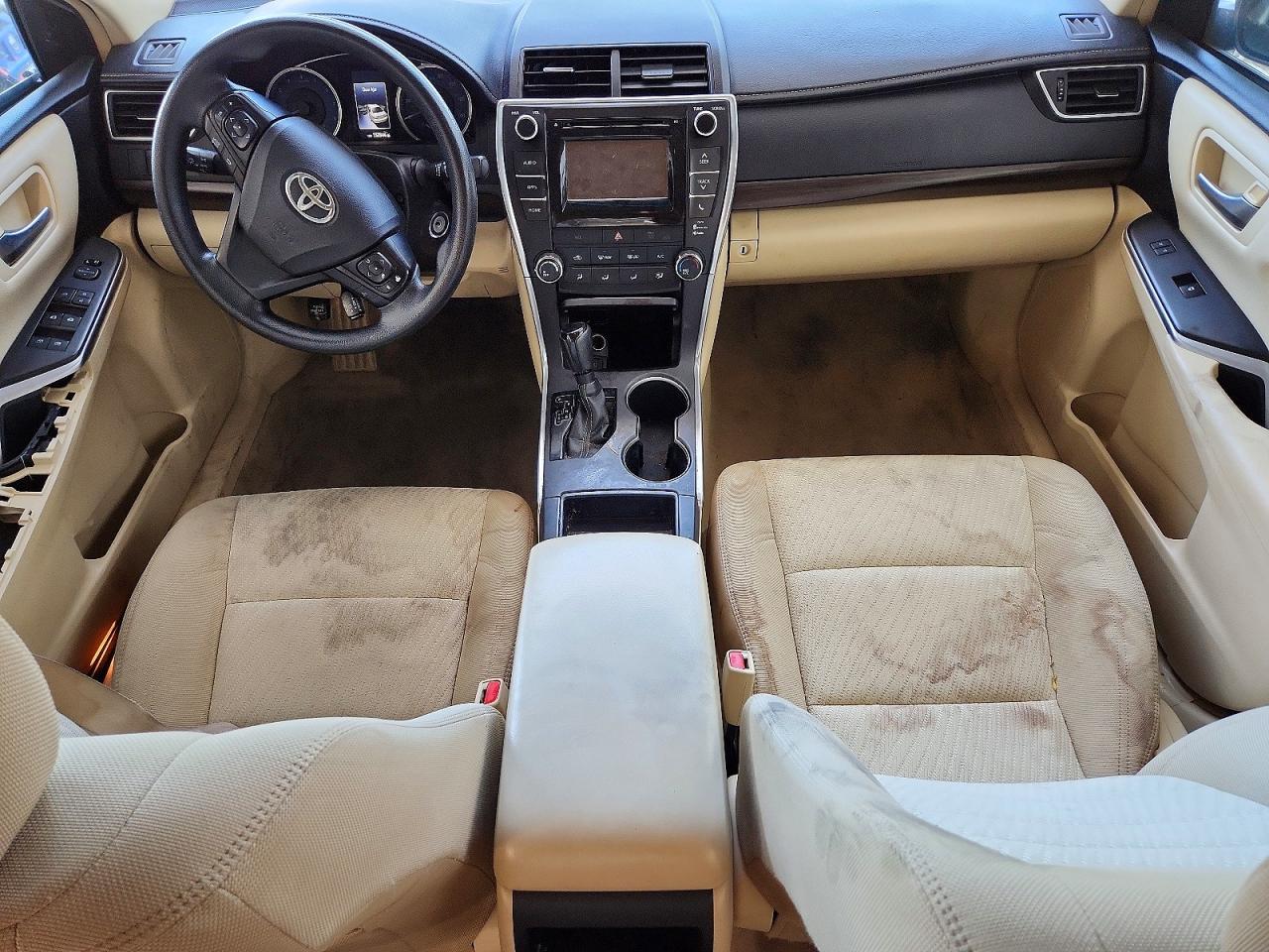 2015 Toyota Camry Le Tan vin: 4T1BF1FK2FU110521