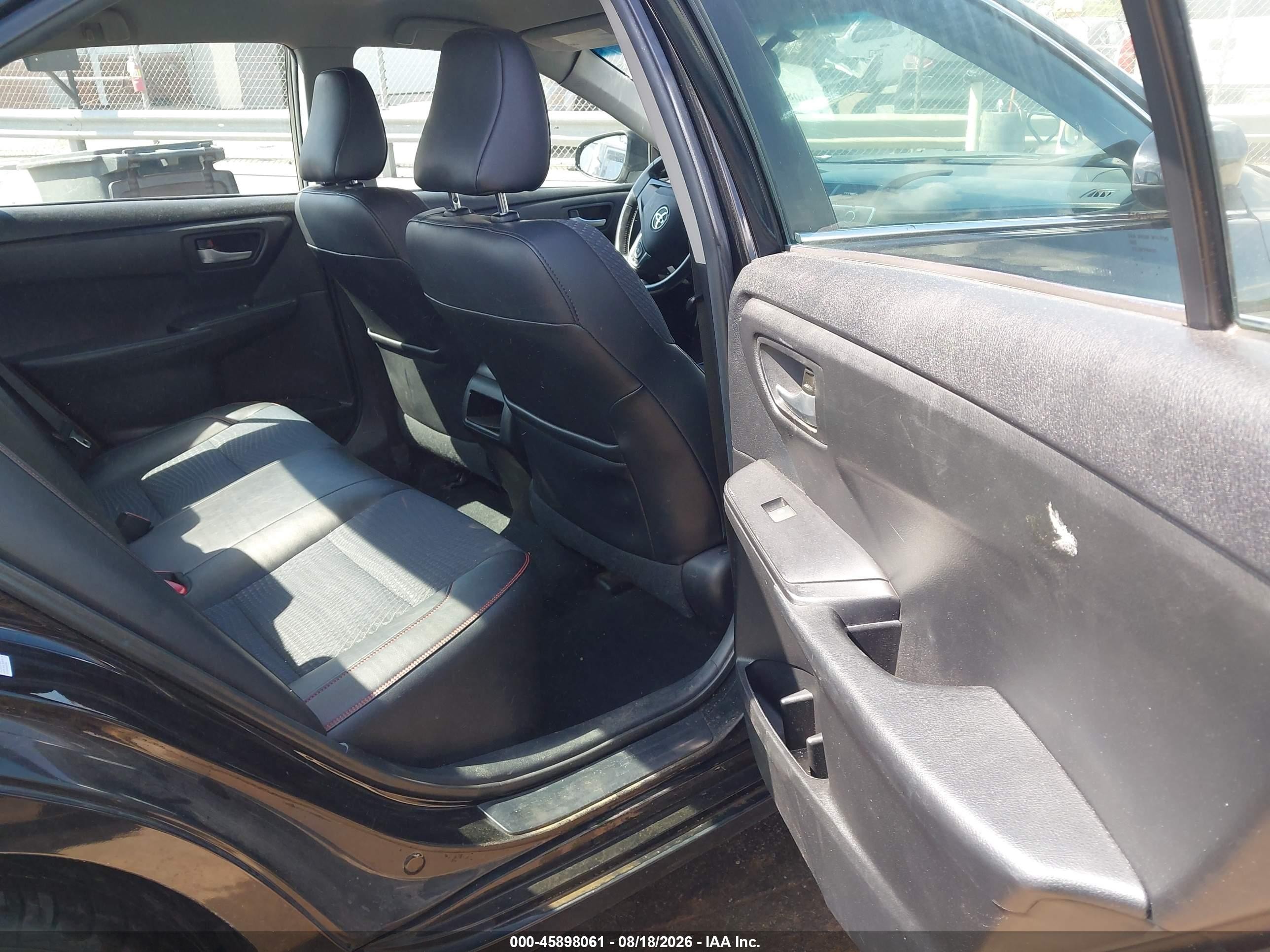 2015 Toyota Camry Se Black vin: 4T1BF1FK2FU475264
