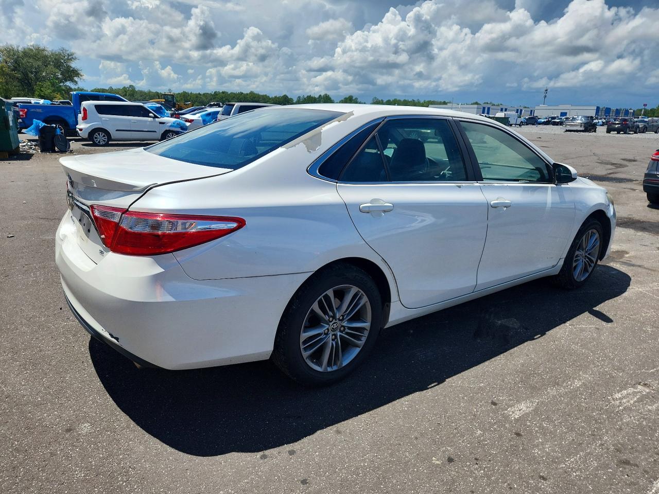 2015 Toyota Camry Se Белый vin: 4T1BF1FK2FU485731