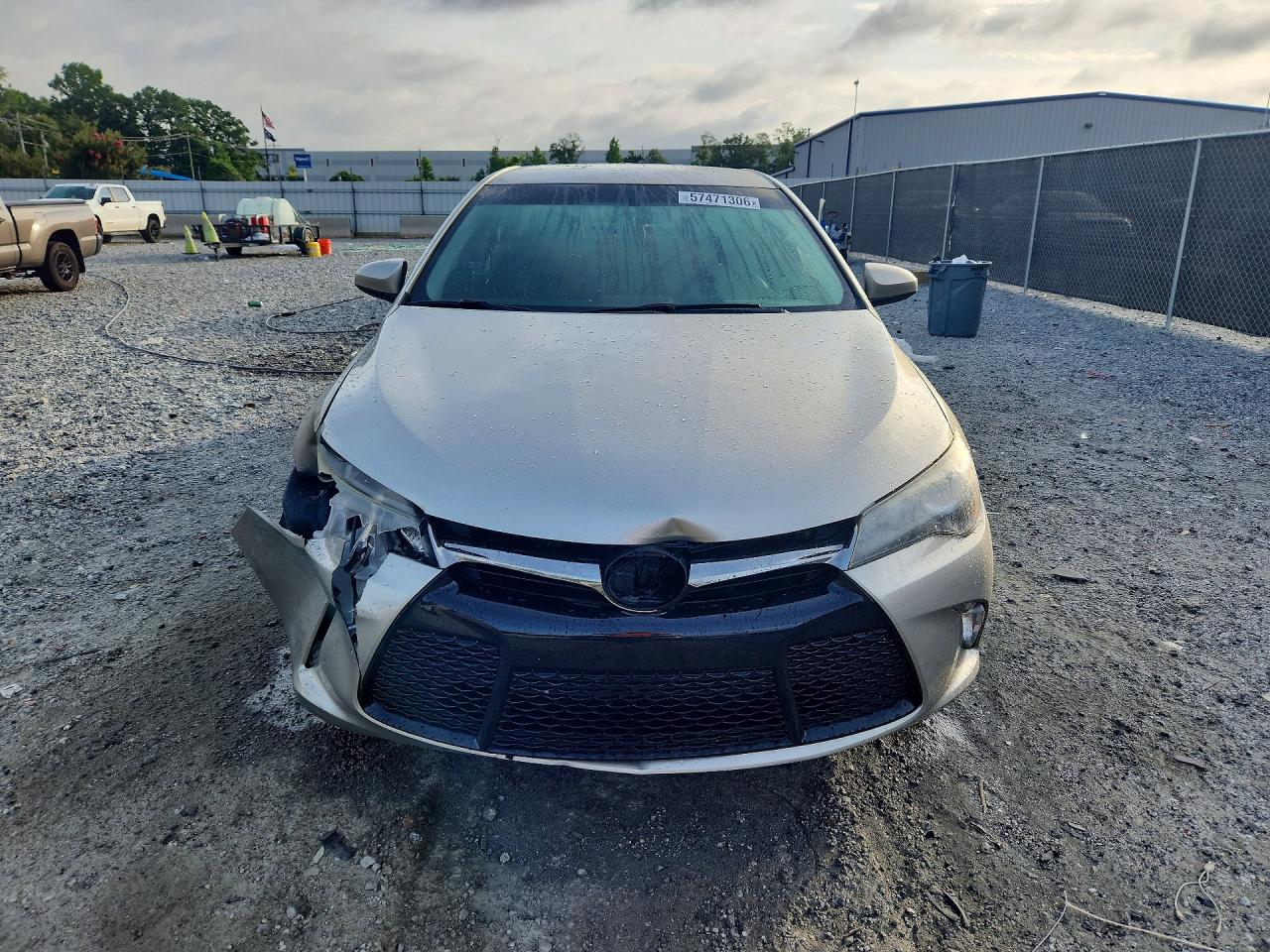 2015 Toyota Camry Se Gold vin: 4T1BF1FK2FU497488