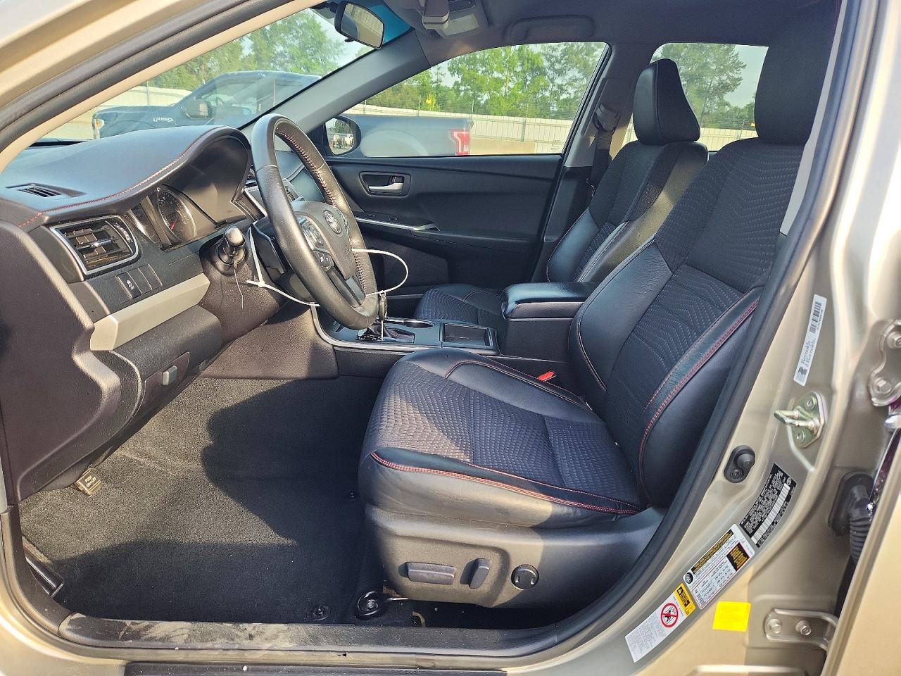 2015 Toyota Camry Se Gold vin: 4T1BF1FK2FU497488