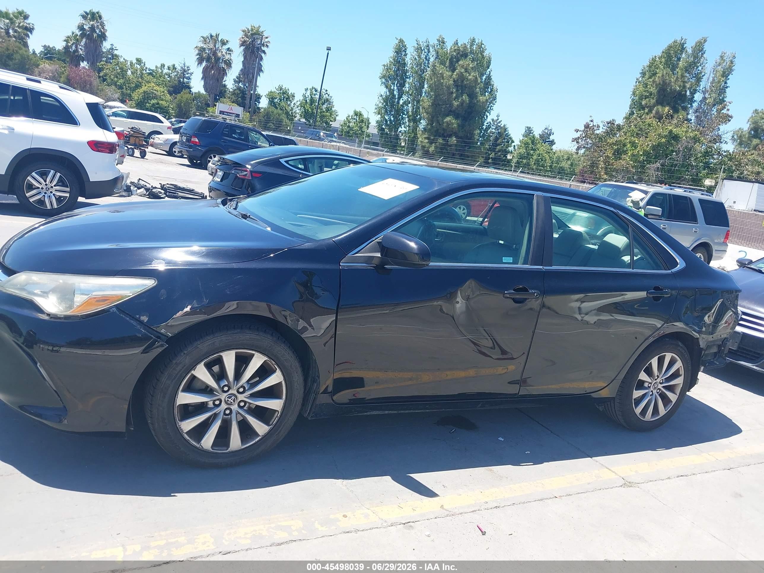 2015 Toyota Camry Xle Black vin: 4T1BF1FK2FU875258