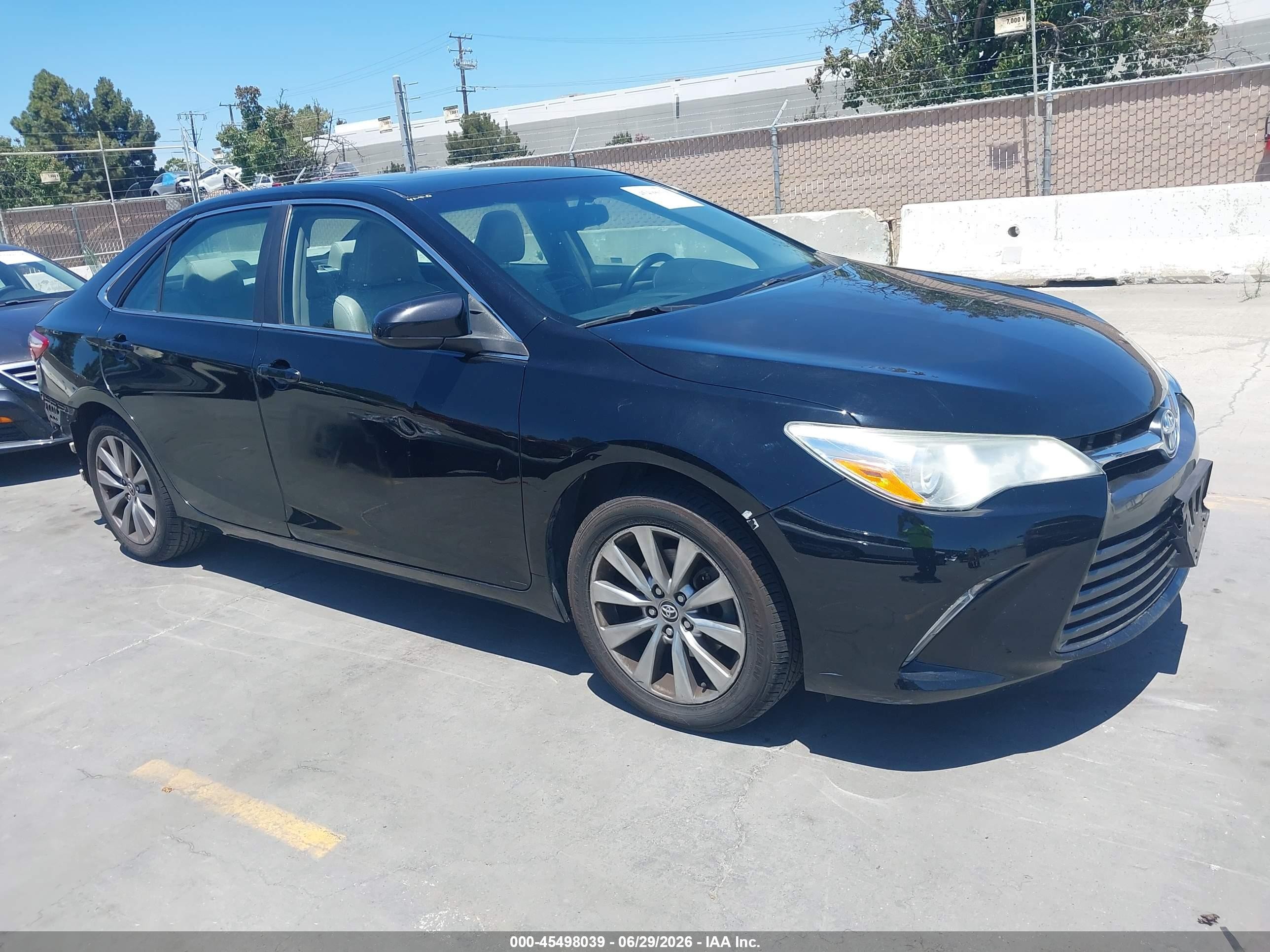 2015 Toyota Camry Xle Black vin: 4T1BF1FK2FU875258