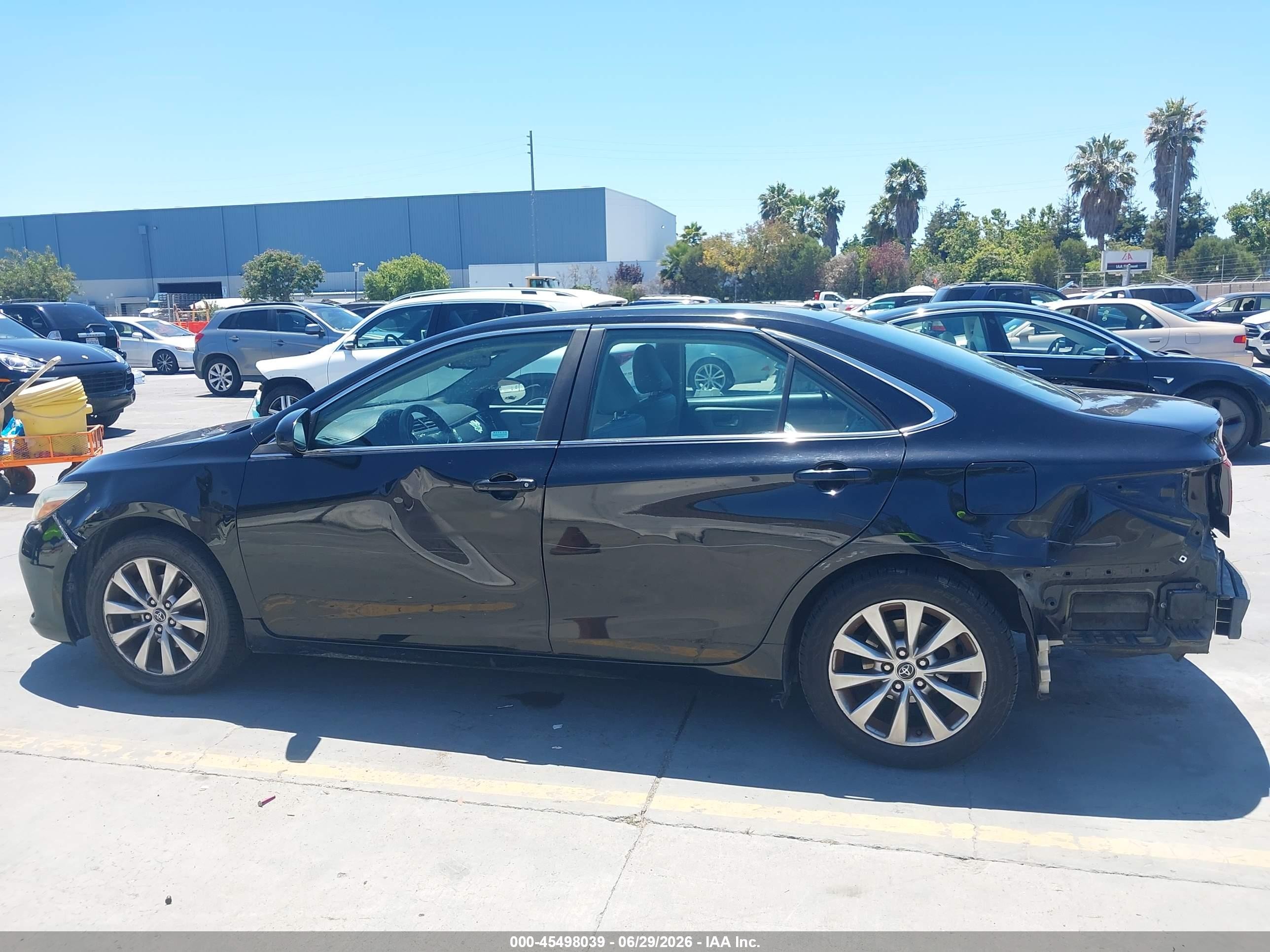2015 Toyota Camry Xle Black vin: 4T1BF1FK2FU875258