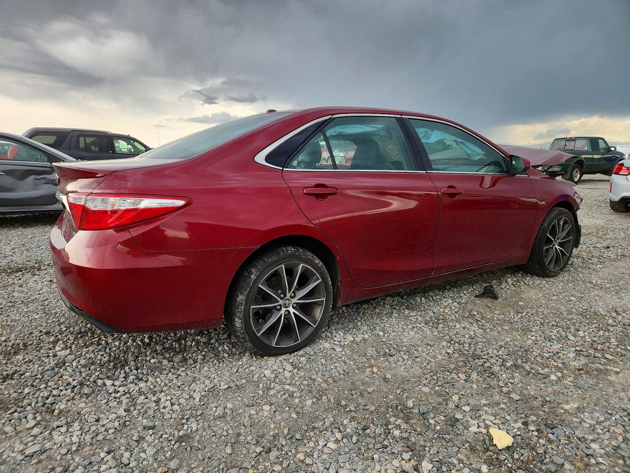 2015 Toyota Camry Xse Red vin: 4T1BF1FK2FU875356