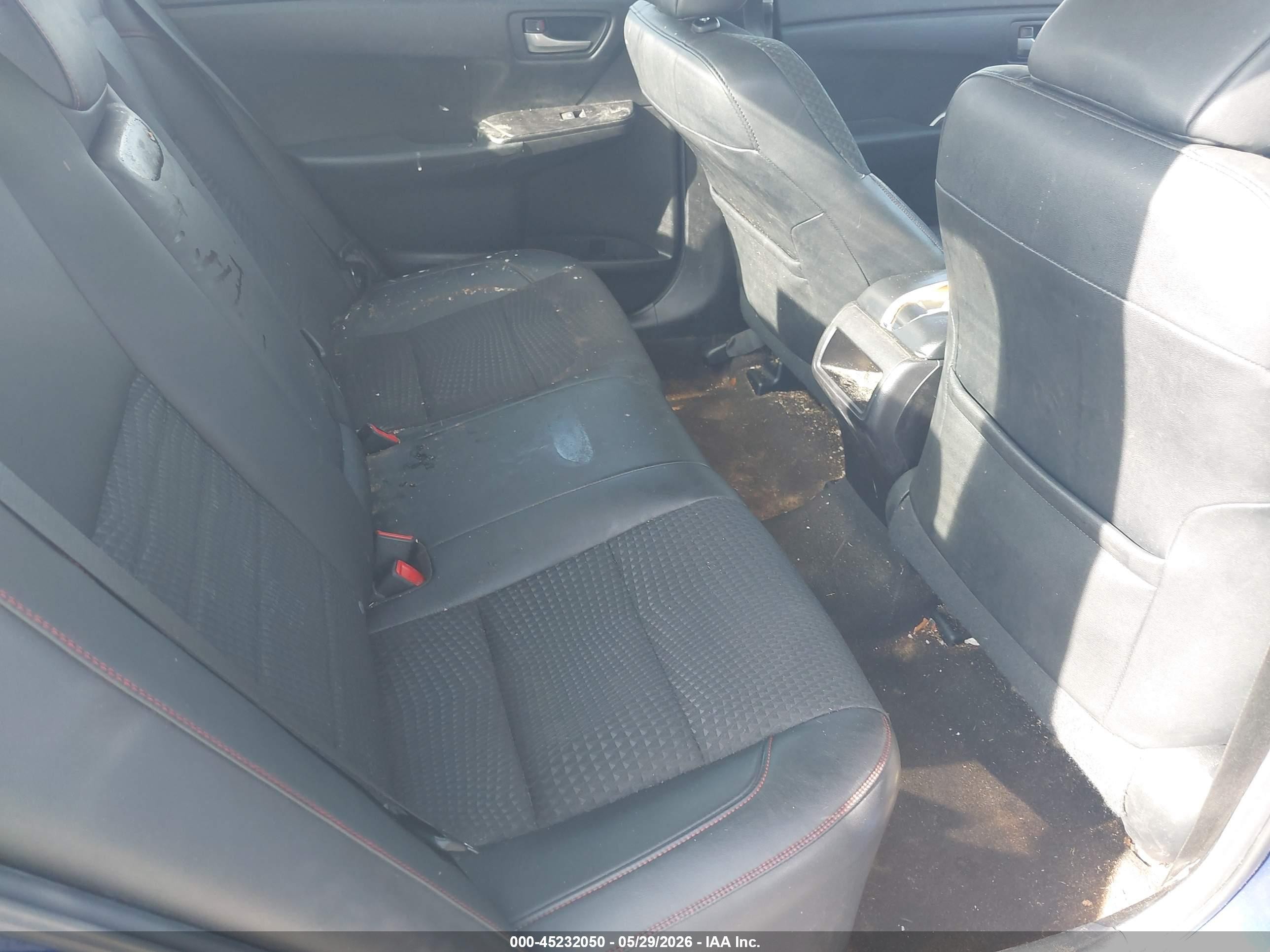 2015 Toyota Camry Se Blue vin: 4T1BF1FK2FU881089