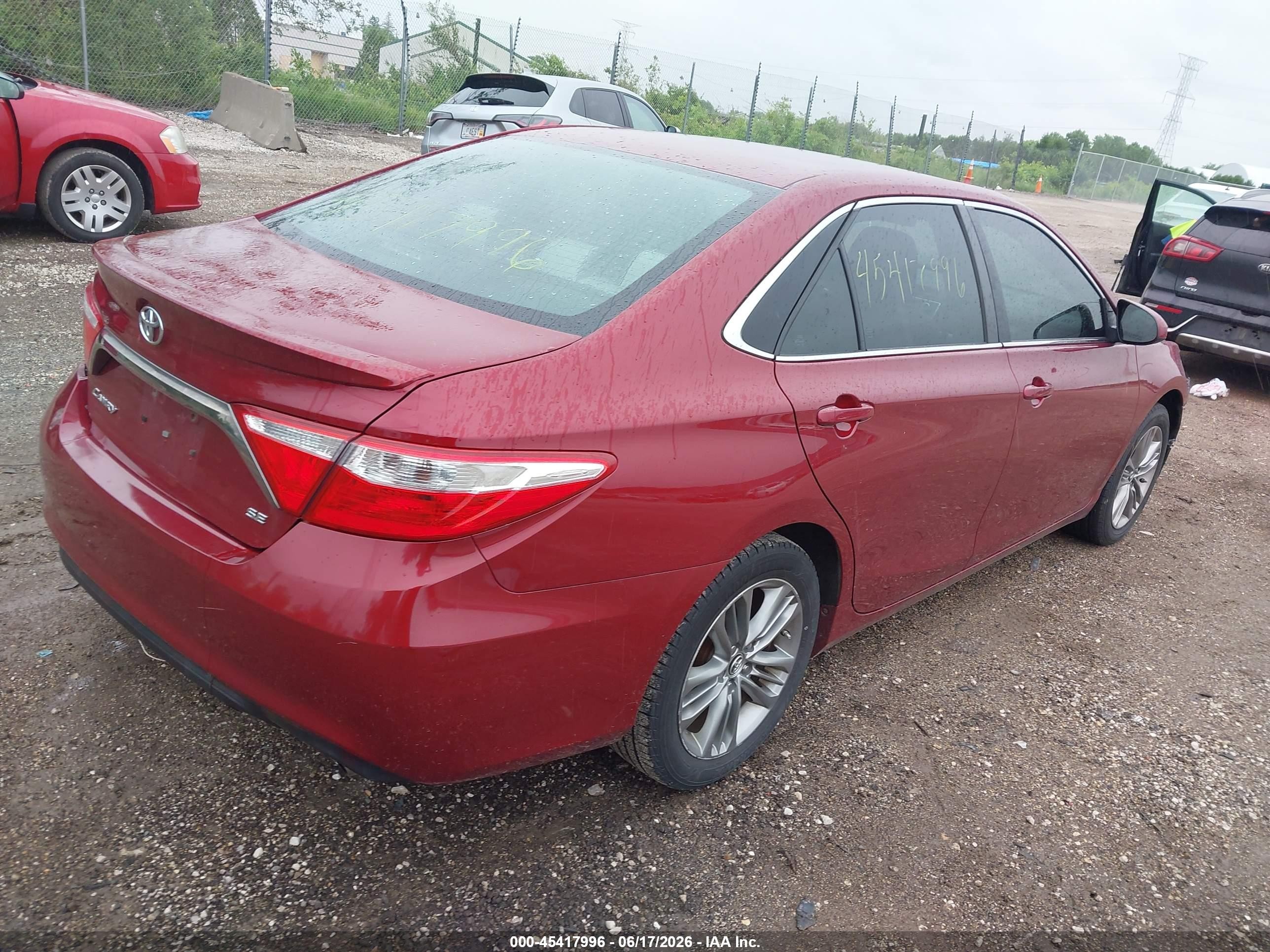2015 Toyota Camry Se Red vin: 4T1BF1FK2FU892366