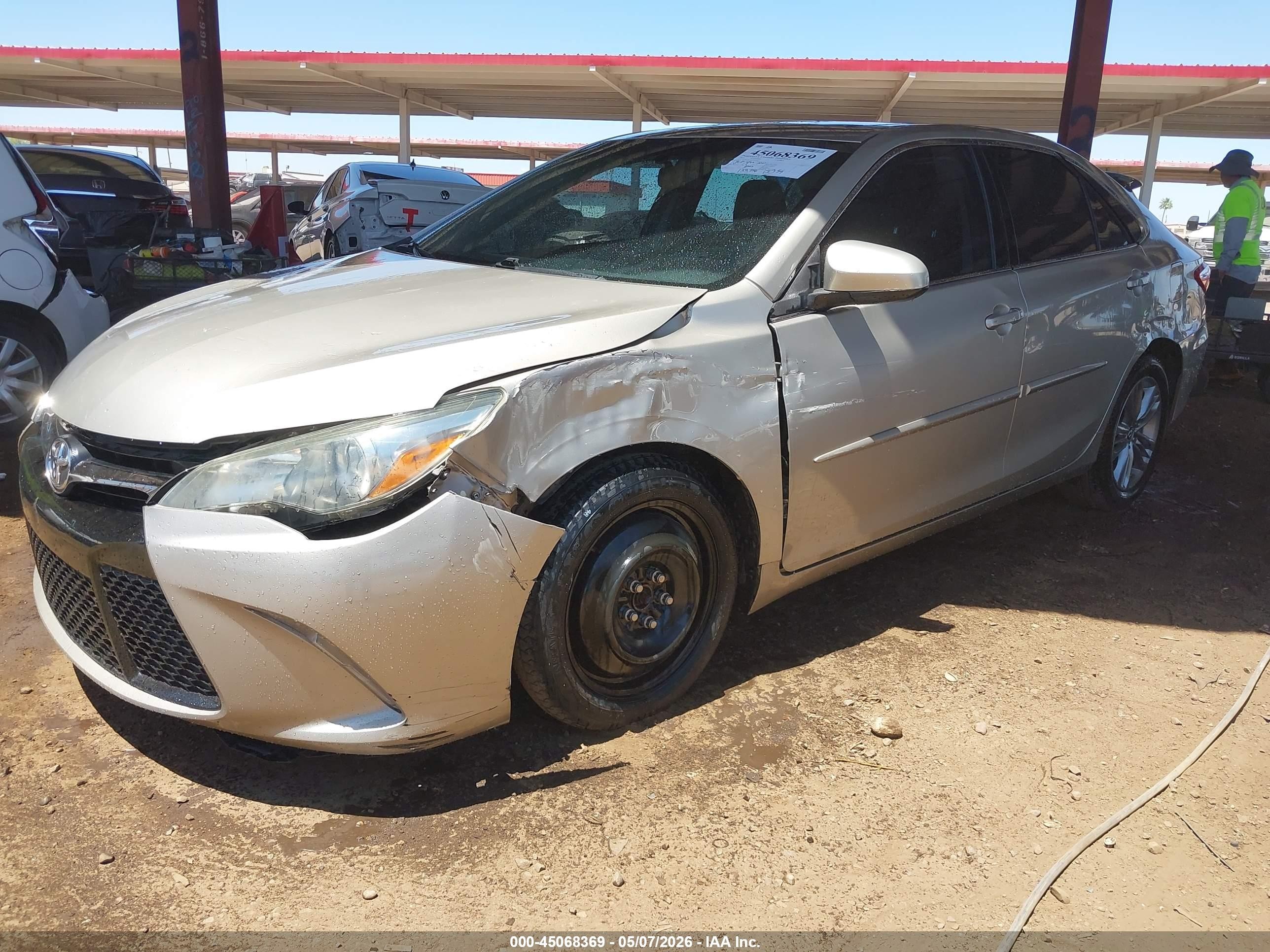 2015 Toyota Camry Se Tan vin: 4T1BF1FK2FU901518