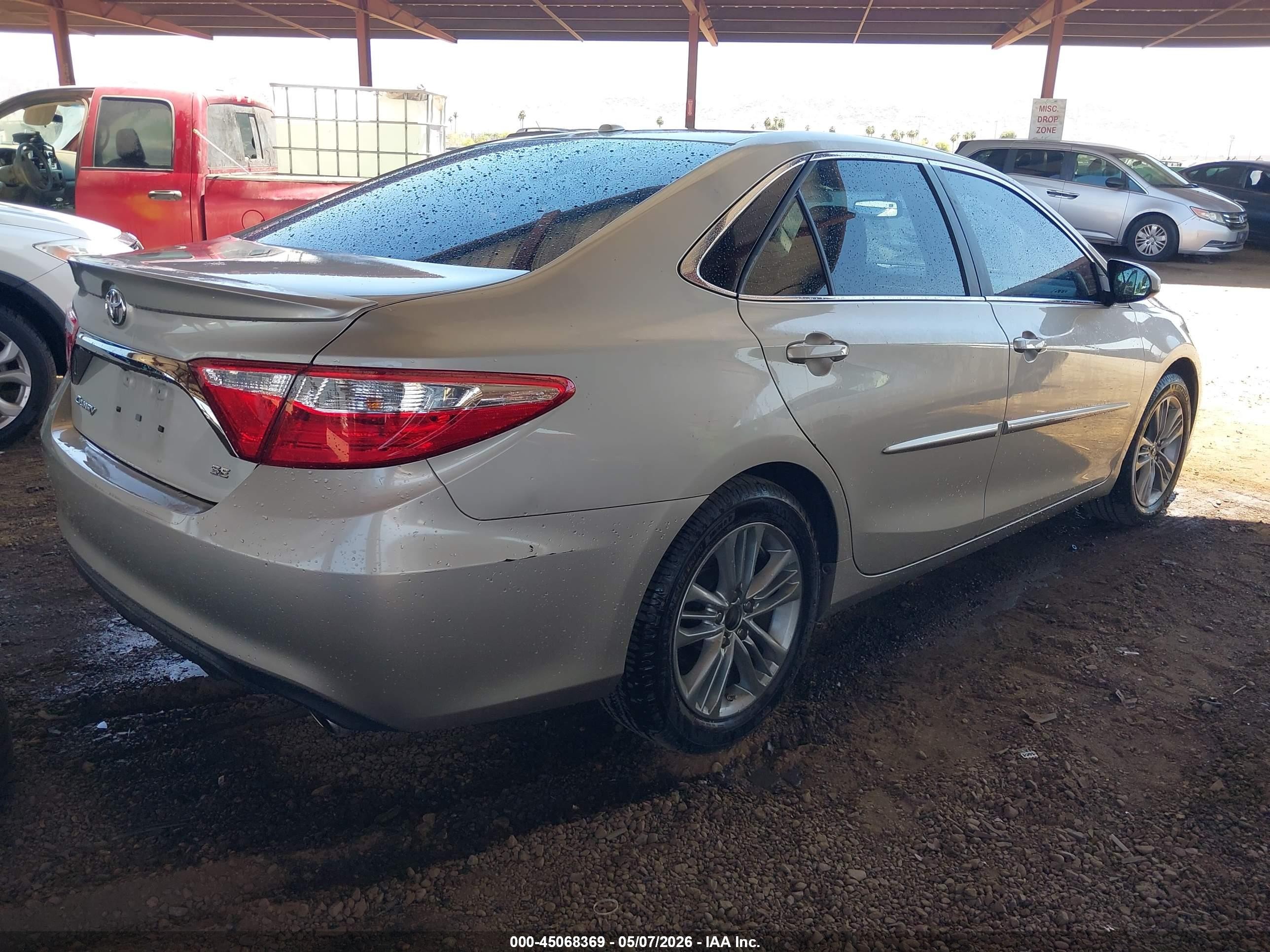 2015 Toyota Camry Se Tan vin: 4T1BF1FK2FU901518