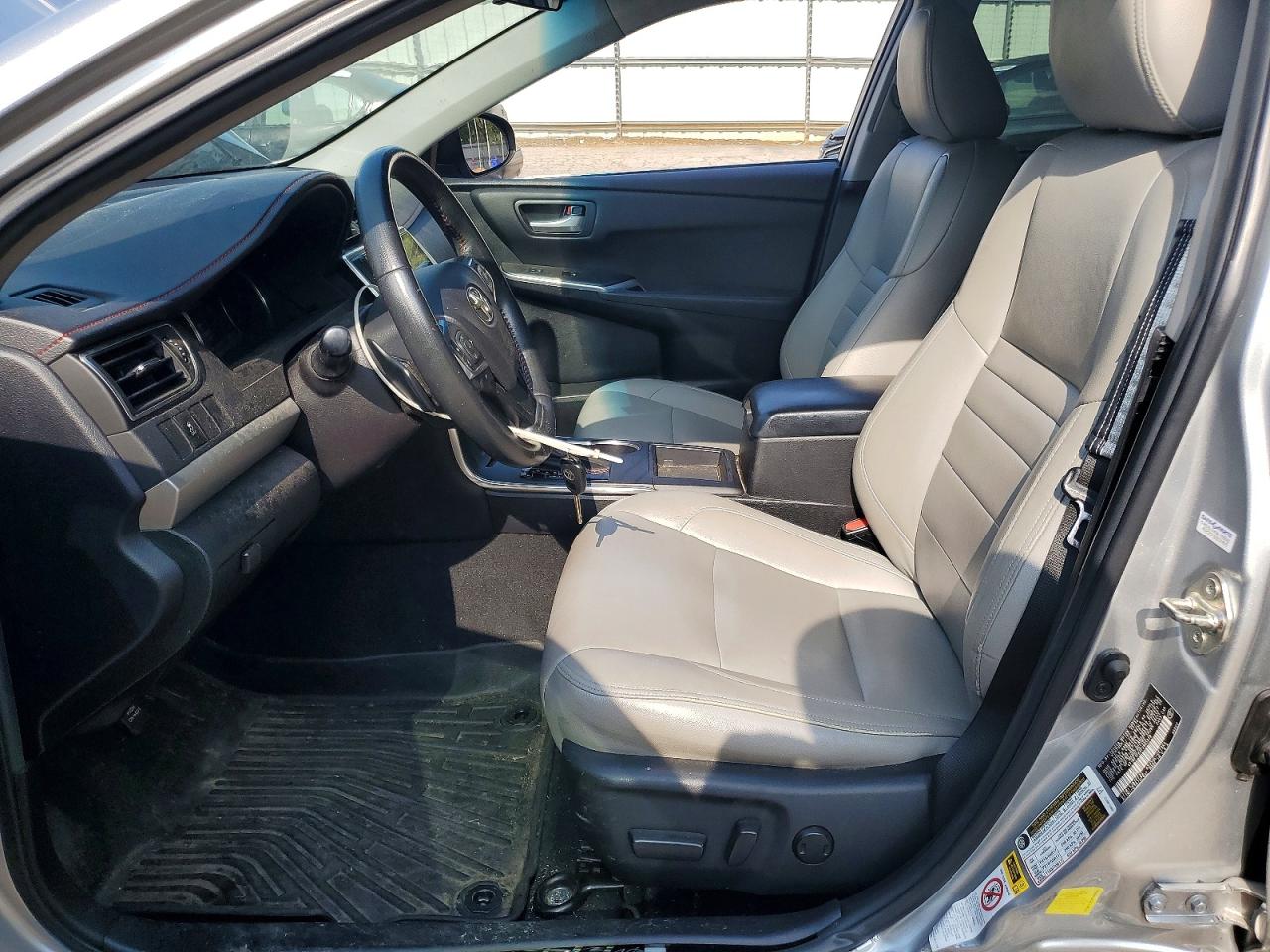 2015 Toyota Camry Se Серебряный vin: 4T1BF1FK2FU905228