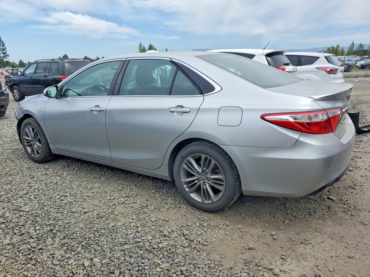 2015 Toyota Camry Se Silver vin: 4T1BF1FK2FU907027