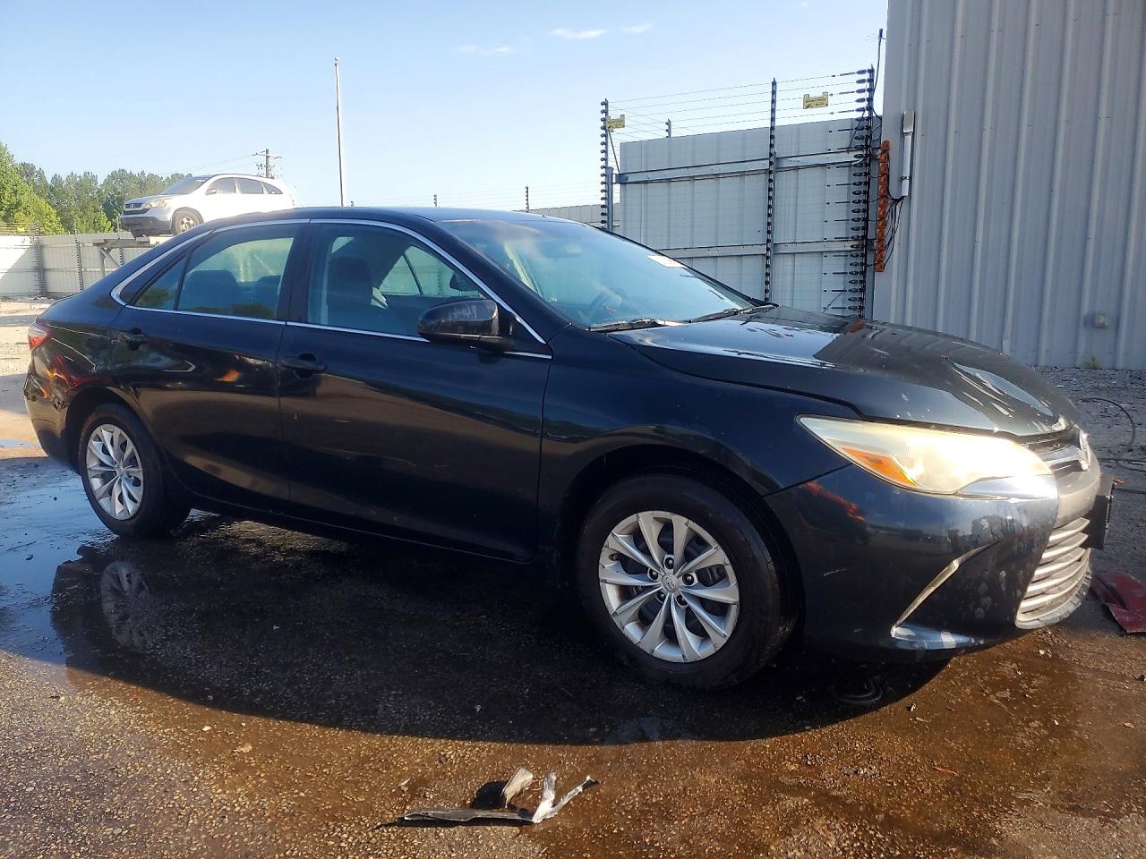 2015 Toyota Camry Le Blue vin: 4T1BF1FK2FU925897