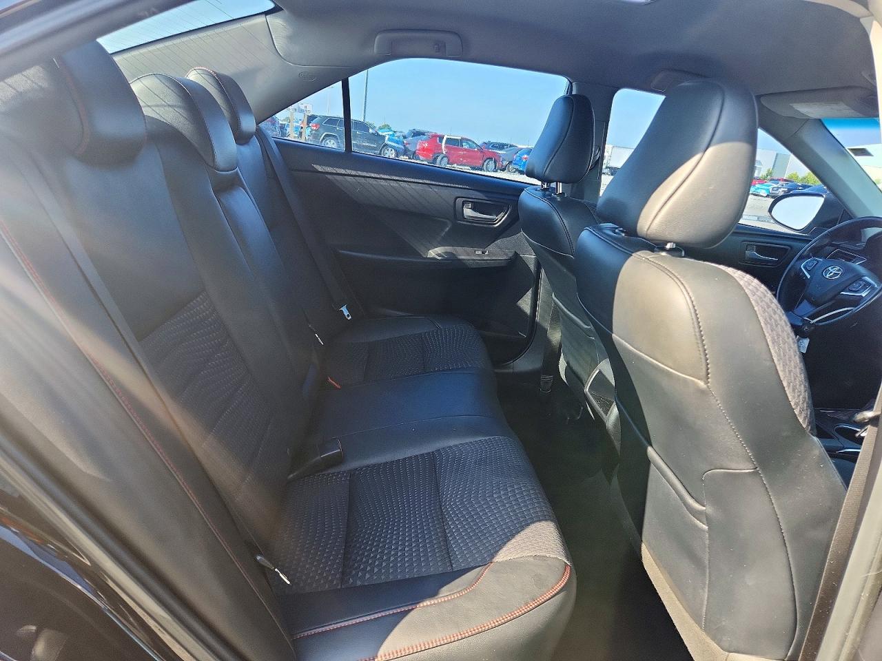 2015 Toyota Camry Se Black vin: 4T1BF1FK2FU934390