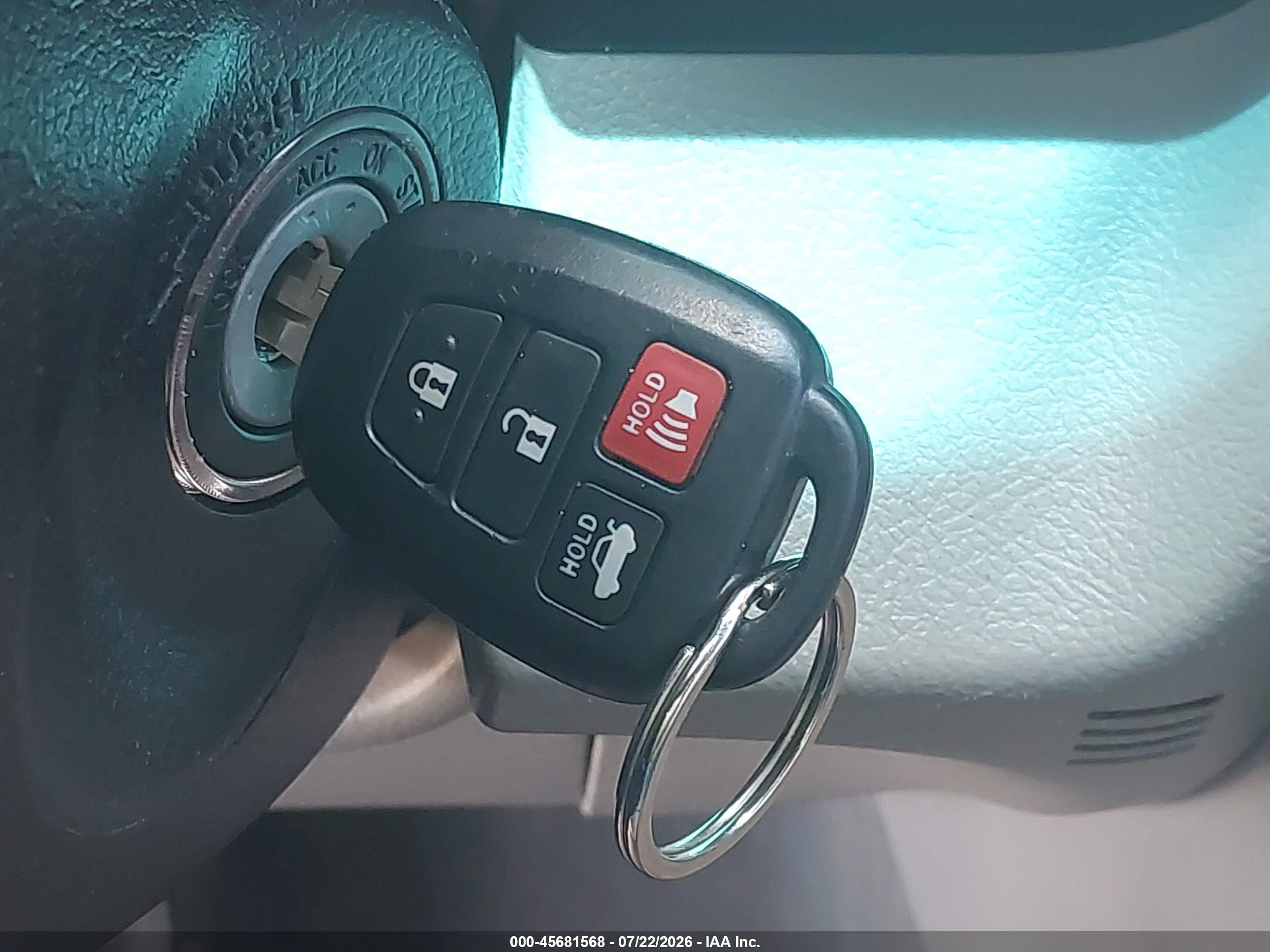 2015 Toyota Camry Le White vin: 4T1BF1FK2FU938696