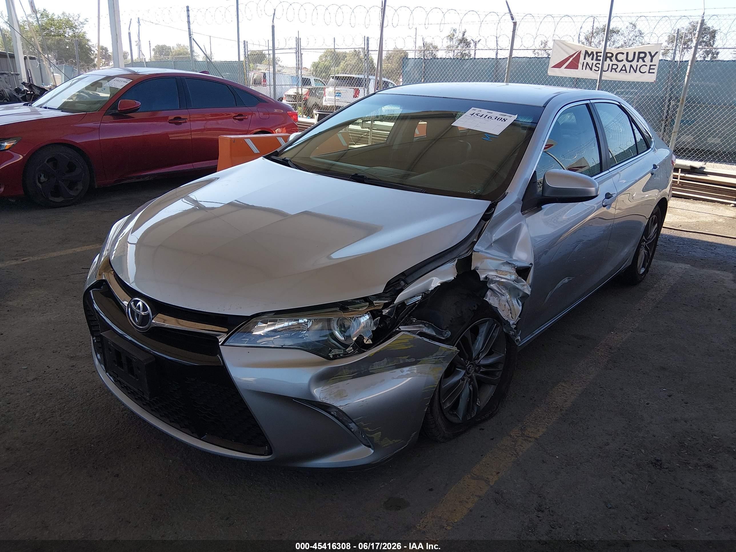 2015 Toyota Camry Se Silver vin: 4T1BF1FK2FU942103
