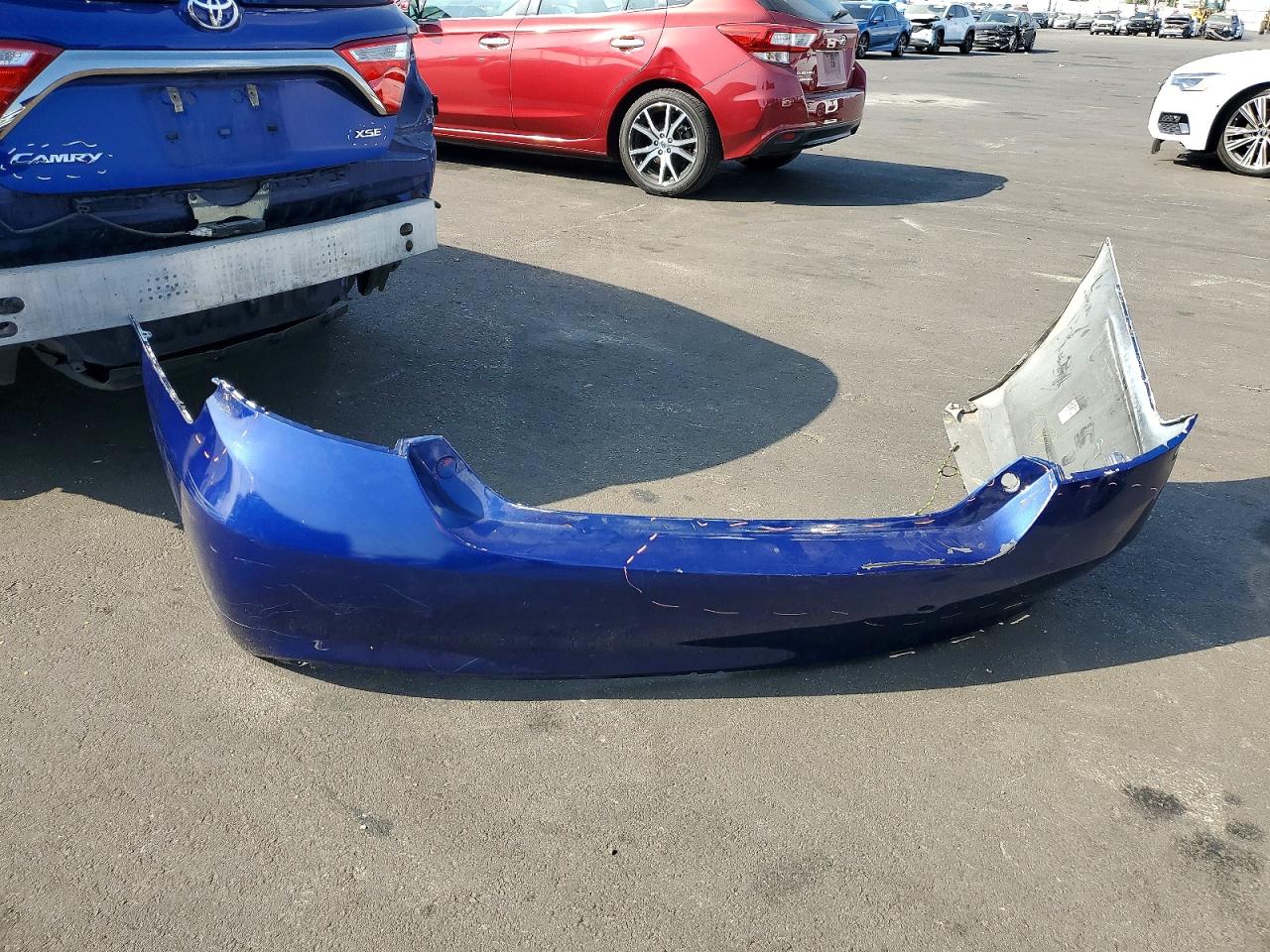 2015 Toyota Camry Xse Blue vin: 4T1BF1FK2FU948502