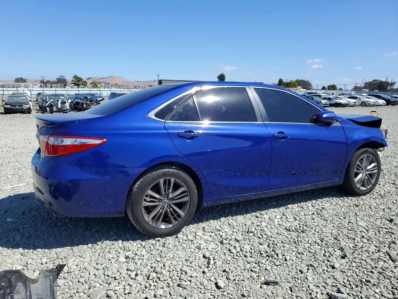 2015 Toyota Camry Se Blue vin: 4T1BF1FK2FU950556