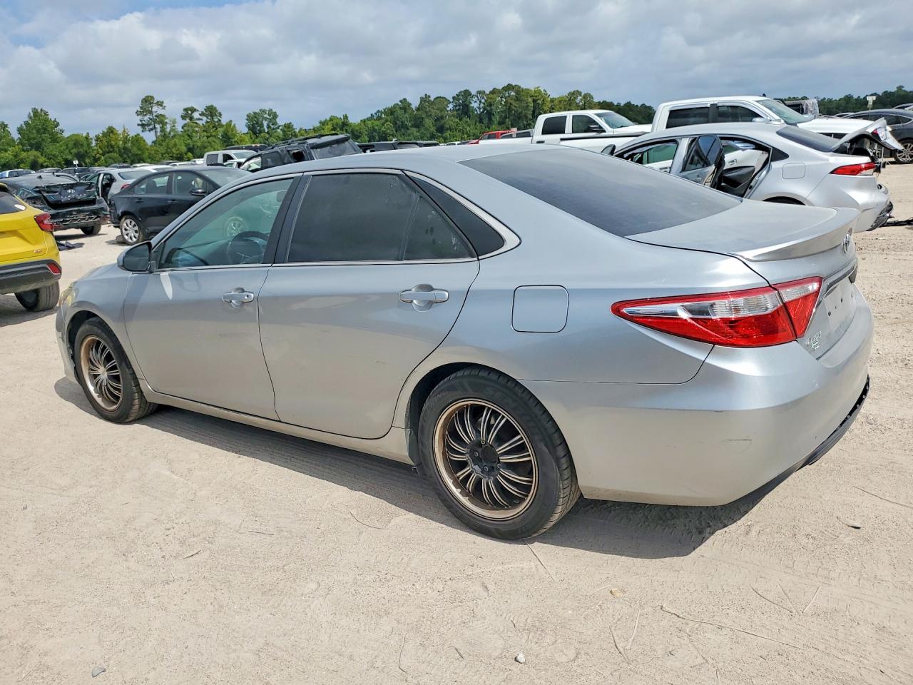 2015 Toyota Camry Se Silver vin: 4T1BF1FK2FU954669