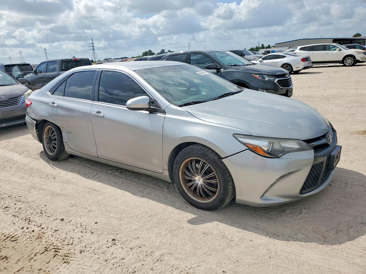 2015 Toyota Camry Se Silver vin: 4T1BF1FK2FU954669
