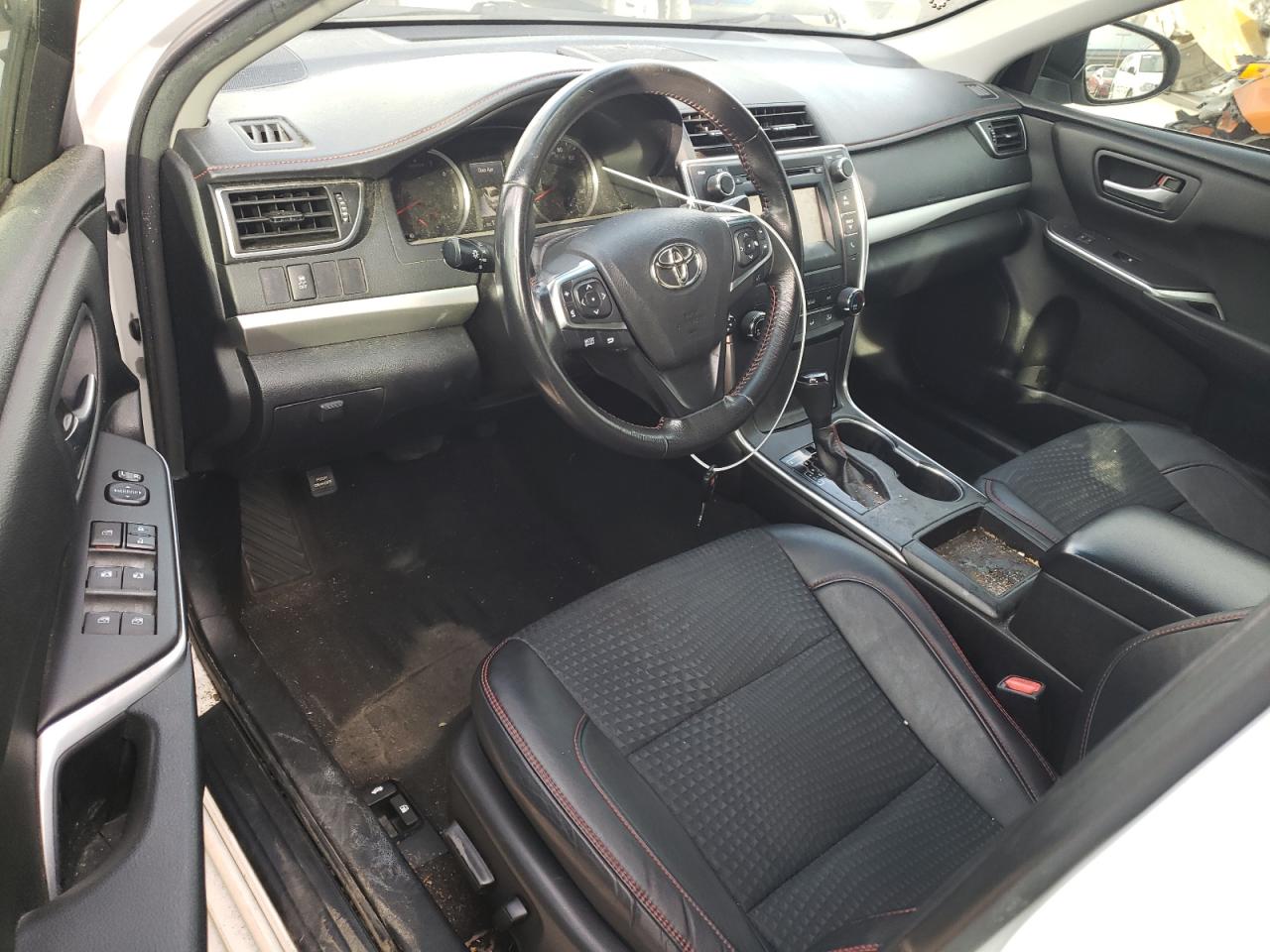 2015 Toyota Camry Se White vin: 4T1BF1FK2FU960293
