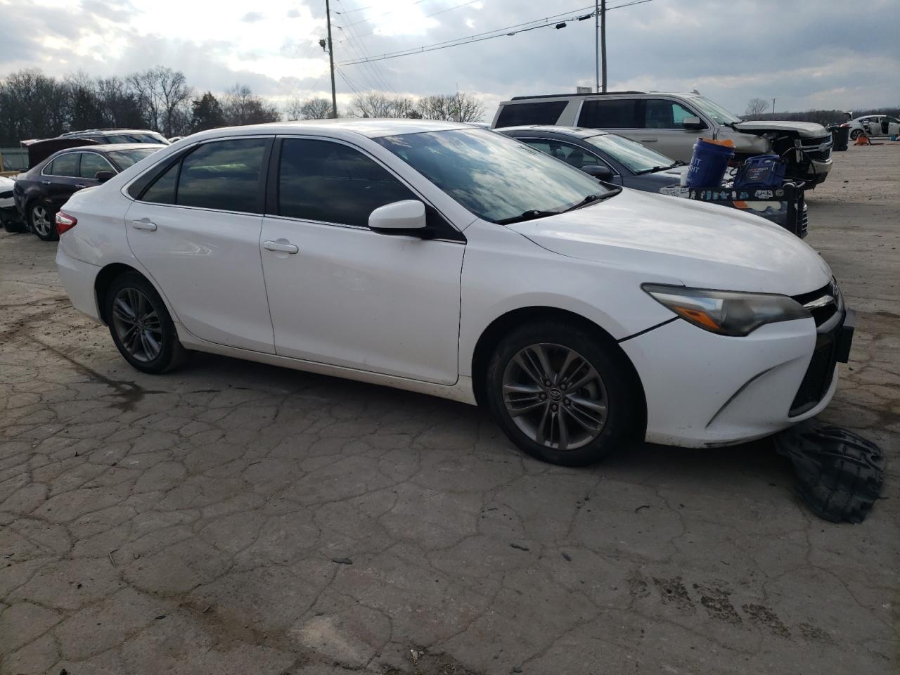 2015 Toyota Camry Se White vin: 4T1BF1FK2FU960293