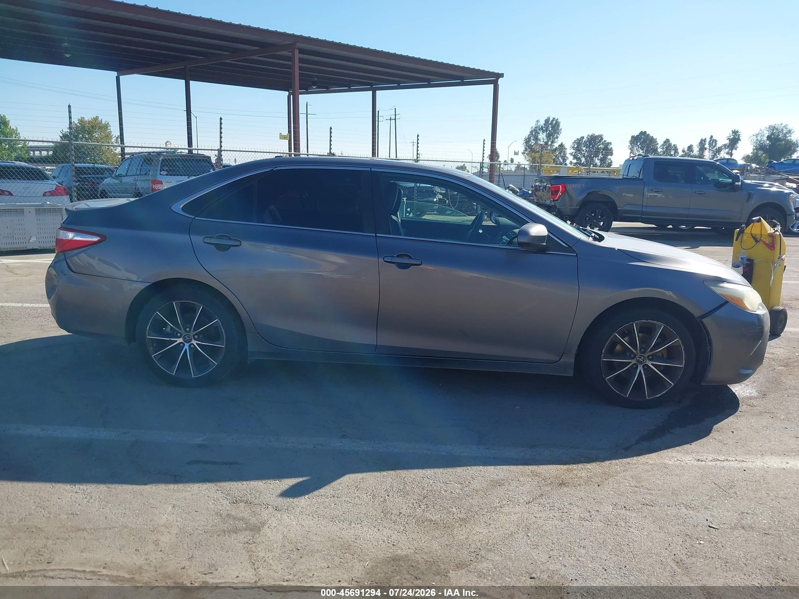 2015 Toyota Camry Xse Gray vin: 4T1BF1FK2FU963758