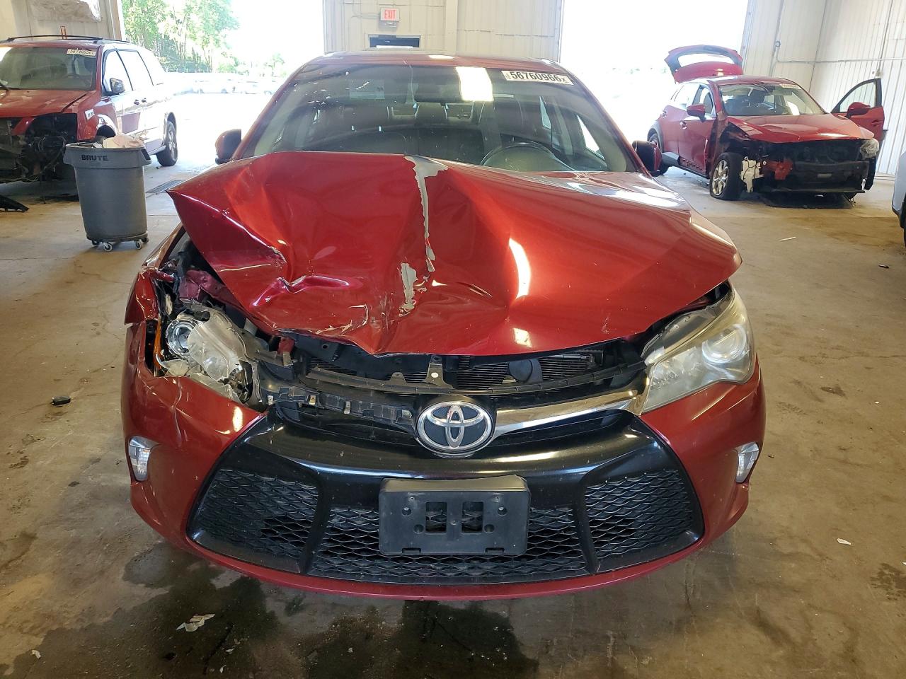 2015 Toyota Camry Se Red vin: 4T1BF1FK2FU966546