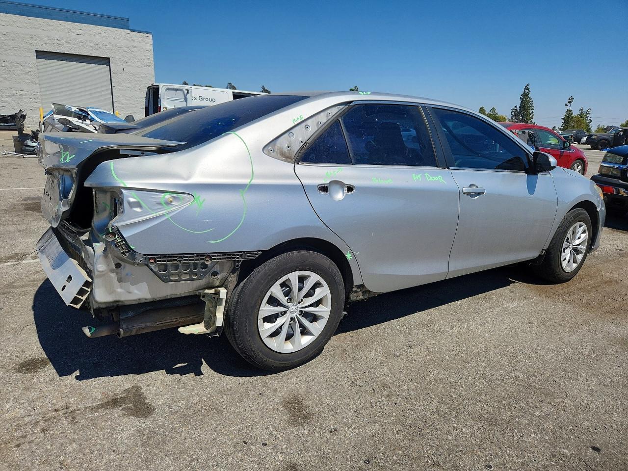 2015 Toyota Camry Le Silver vin: 4T1BF1FK2FU968880