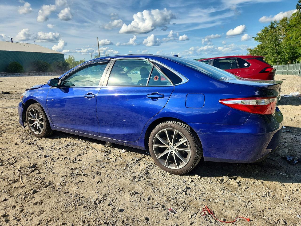 2015 Toyota Camry Xse Blue vin: 4T1BF1FK2FU975375